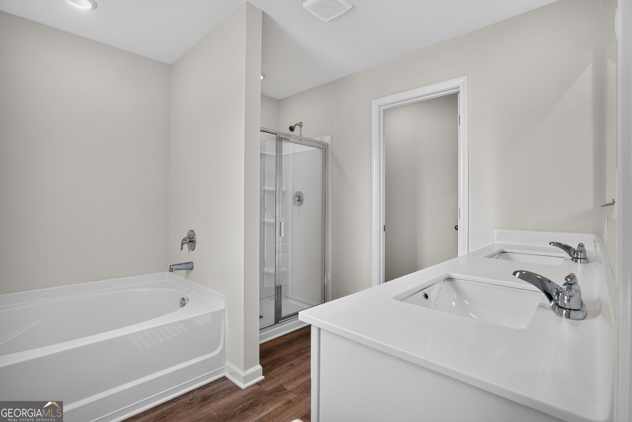 11920 Aukerman Way Property Photo 11