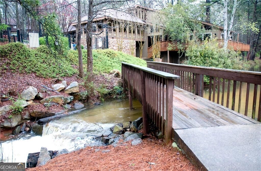 4941 Isle Royal Court Property Photo 9