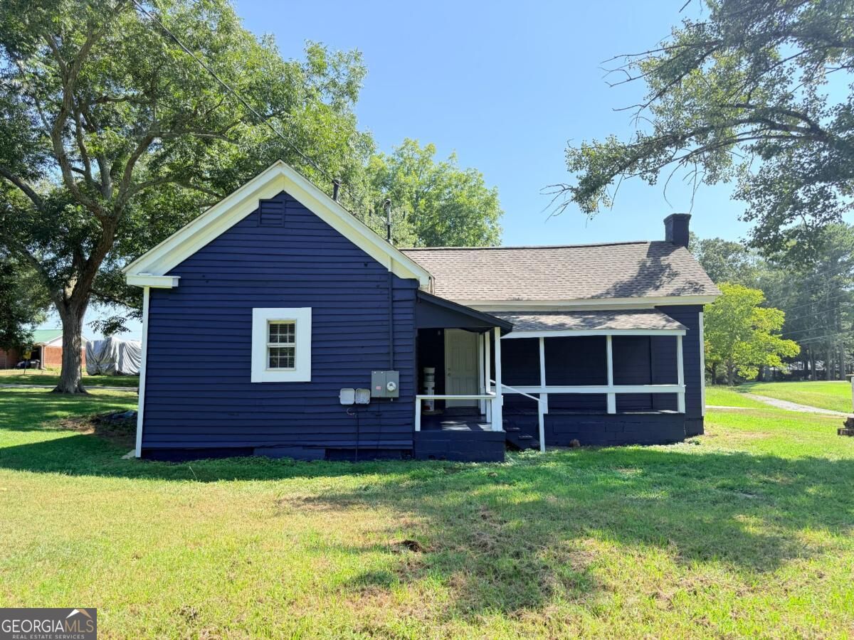12 Eaves Drive Property Photo 2