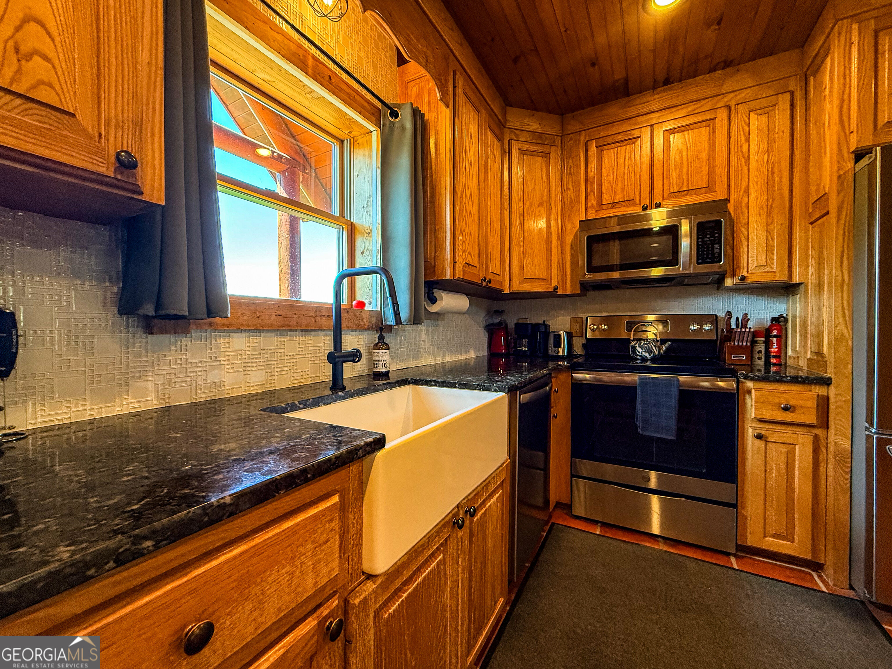 448 Dixie Meadow Lane Property Photo 9