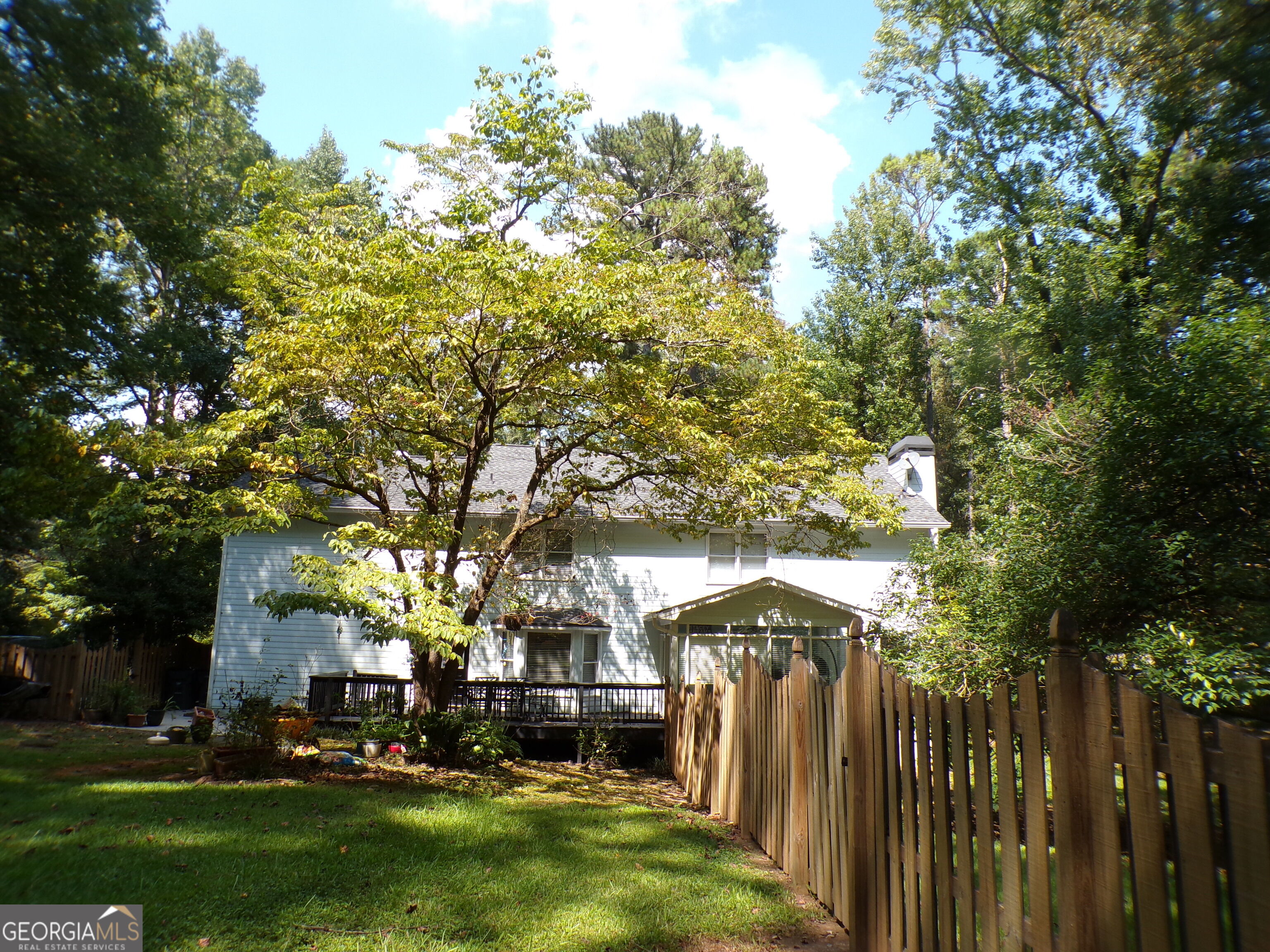 185 Ashland Way Property Photo 5