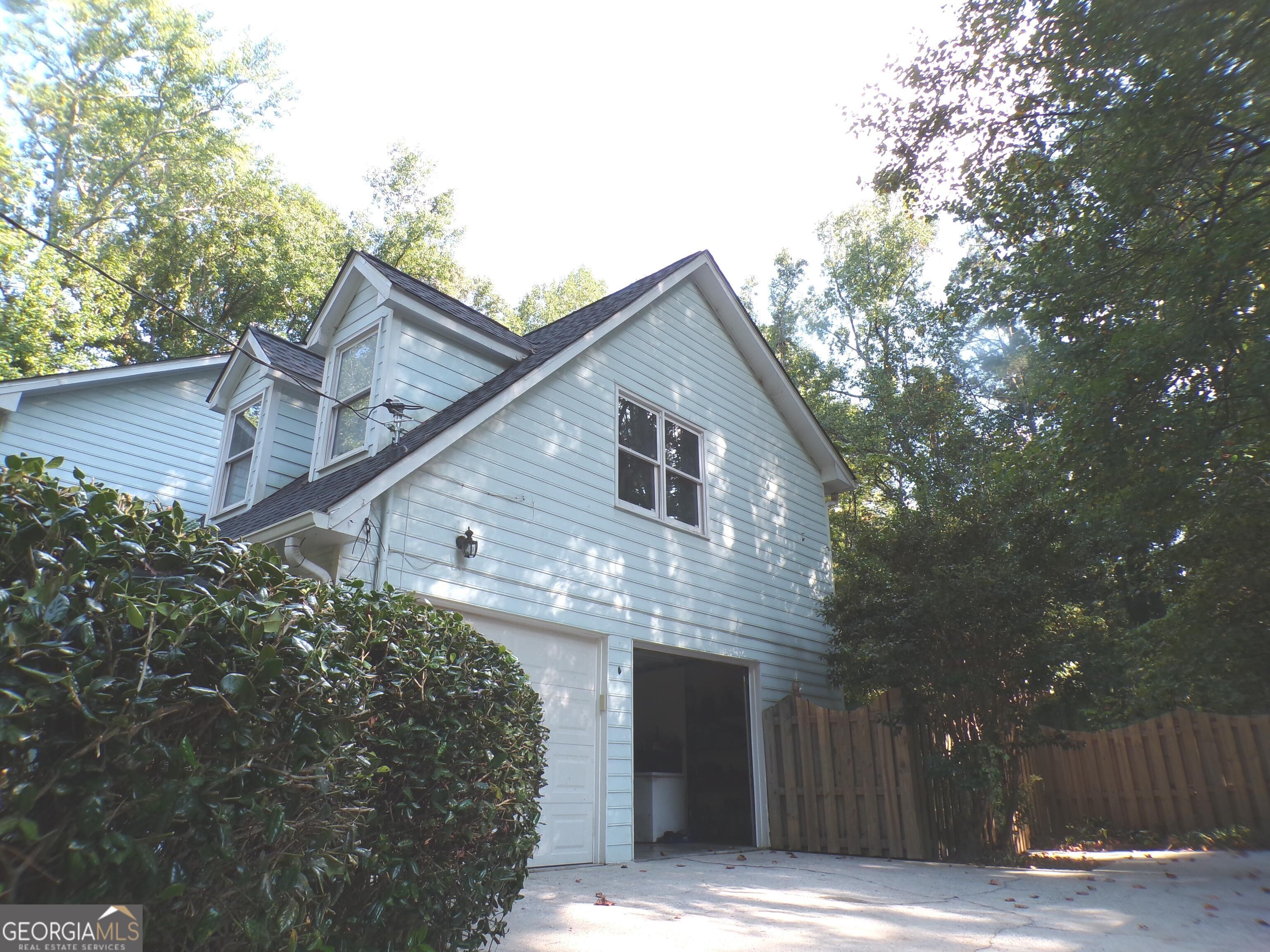 185 Ashland Way Property Photo 8