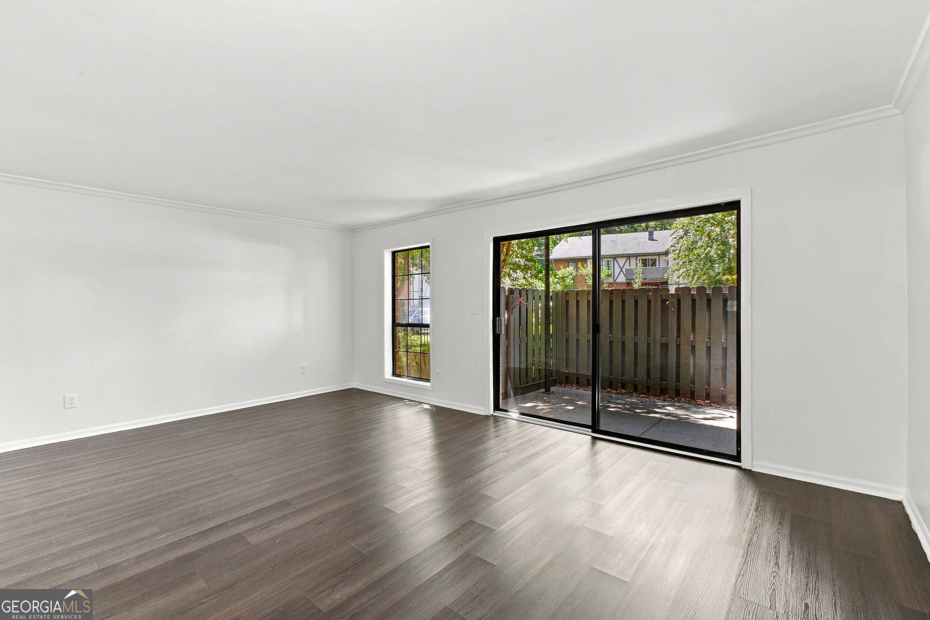 6851 Roswell Road # K2 Property Photo 7