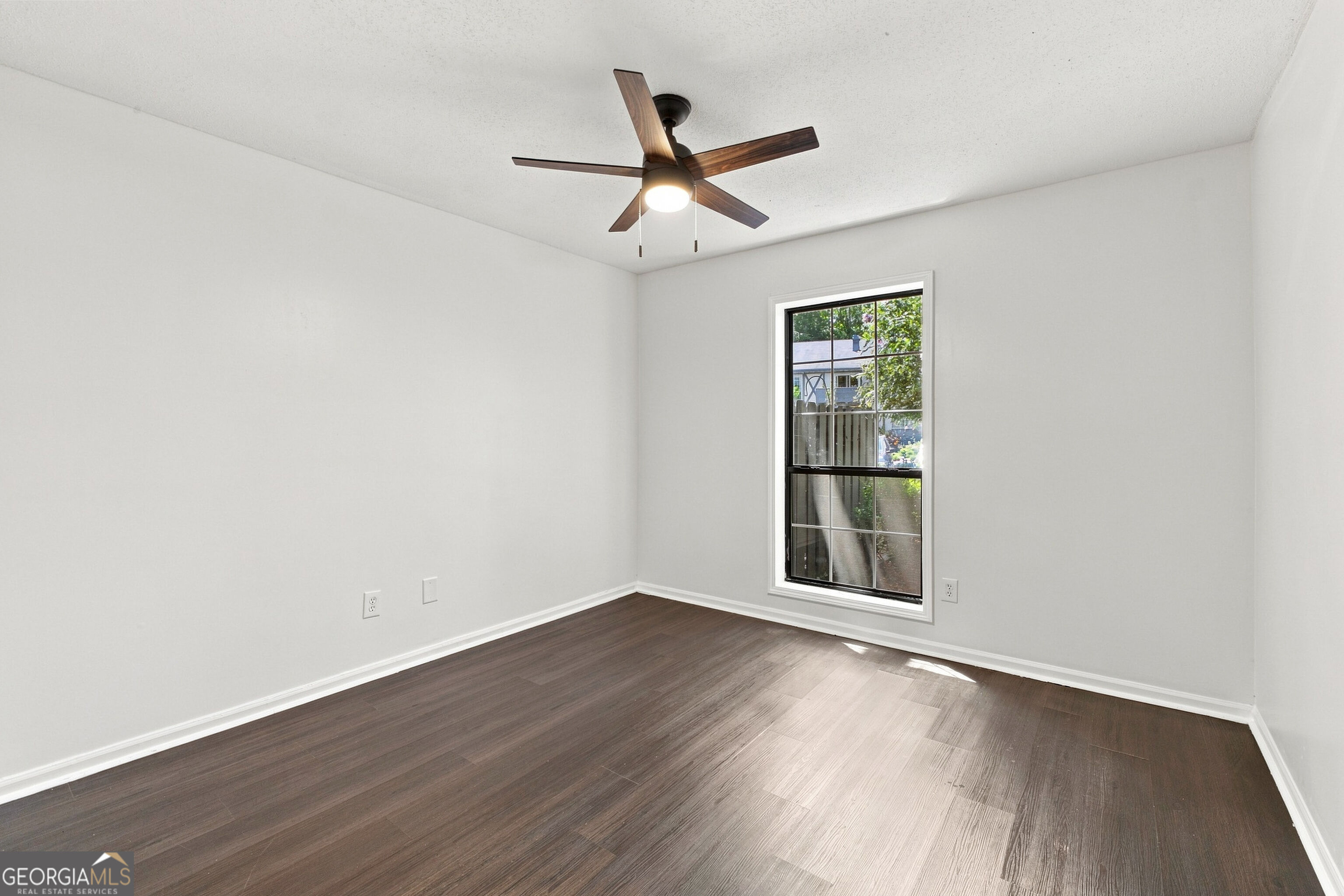 6851 Roswell Road # K2 Property Photo 13