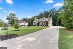 41 Saint Ives Circle Property Photo 3