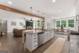 41 Saint Ives Circle Property Photo 14