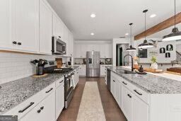41 Saint Ives Circle Property Photo 16