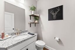 41 Saint Ives Circle Property Photo 21