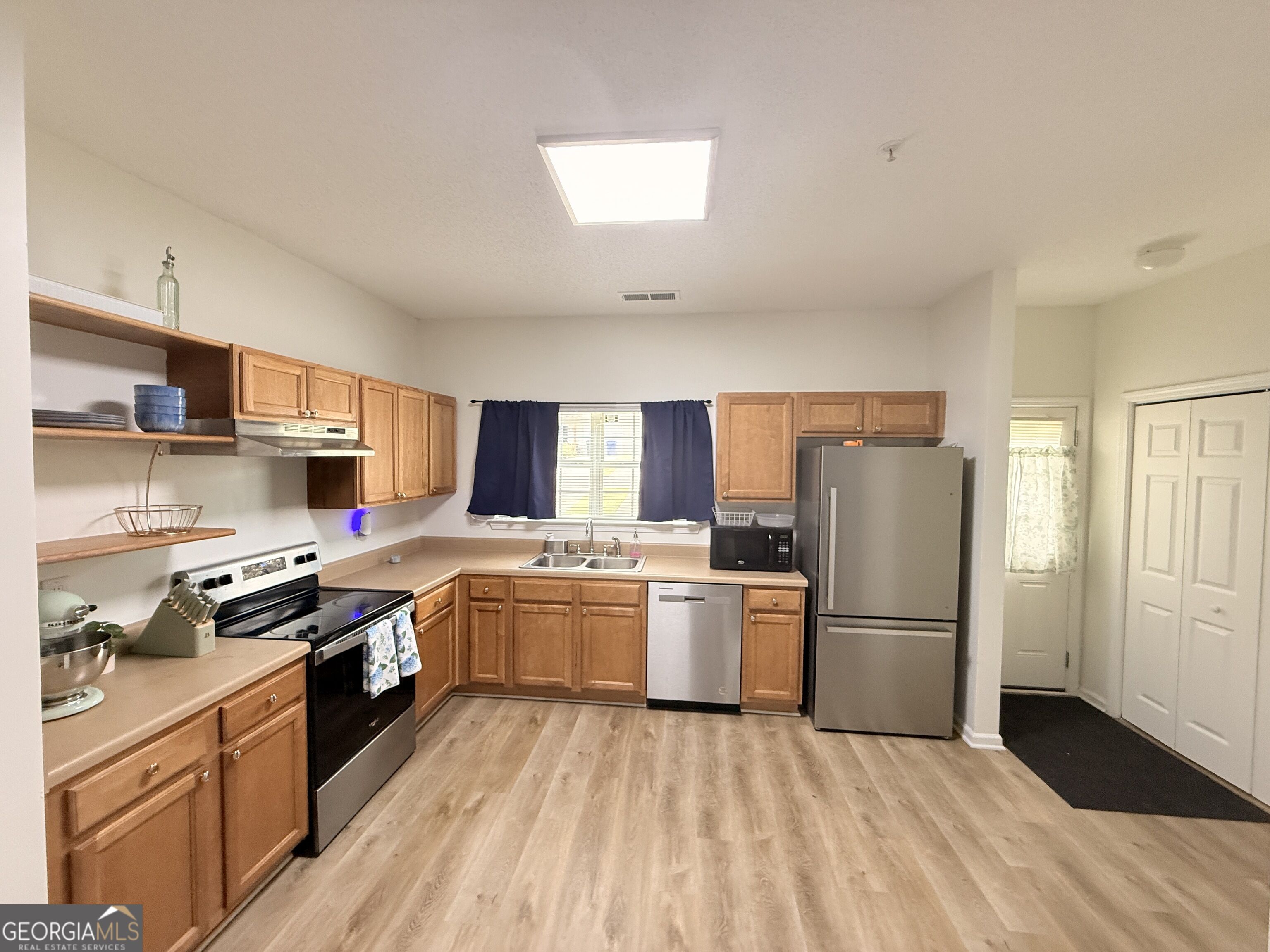 220 Odyssey Turn Property Photo 7