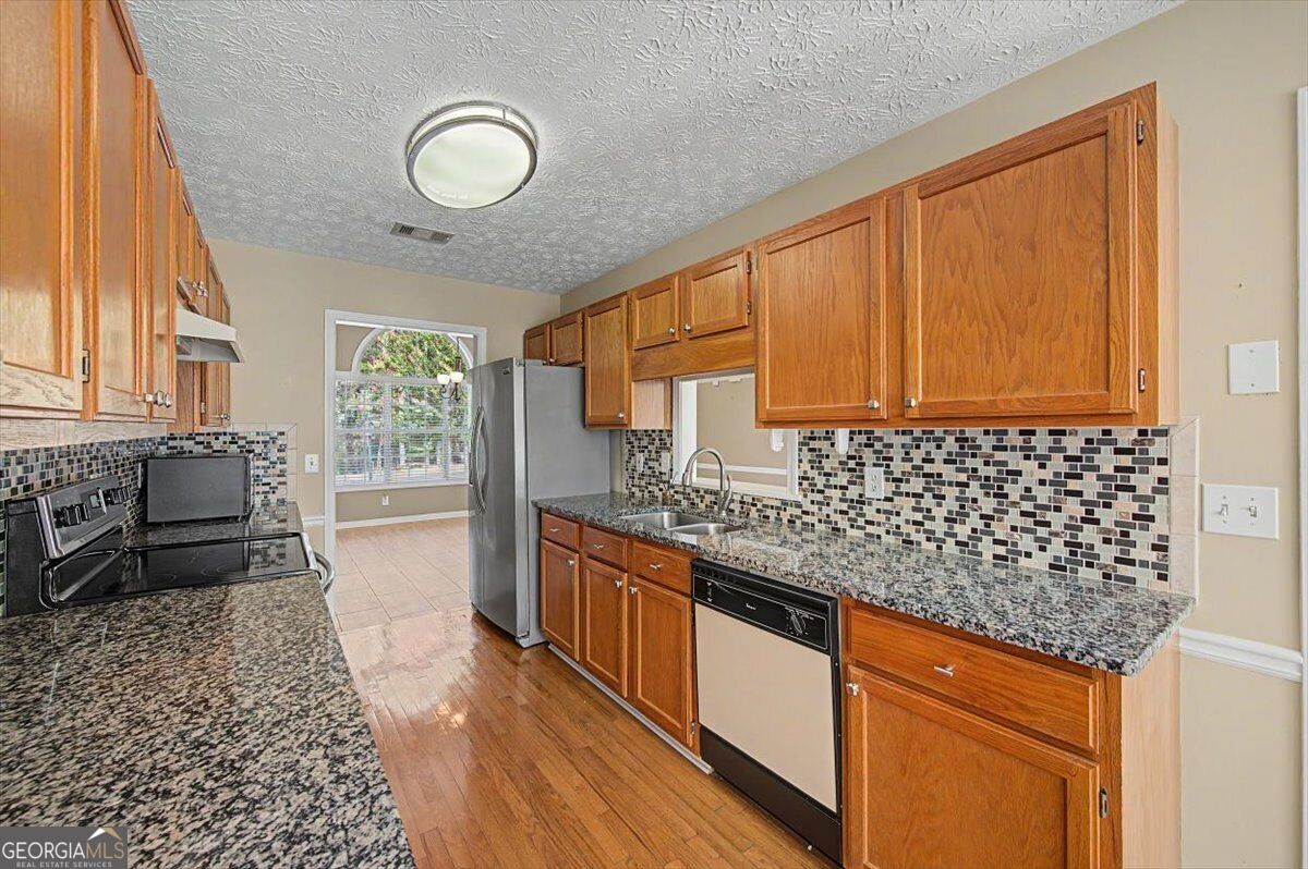 333 Allatoona Shores Drive Property Photo 22