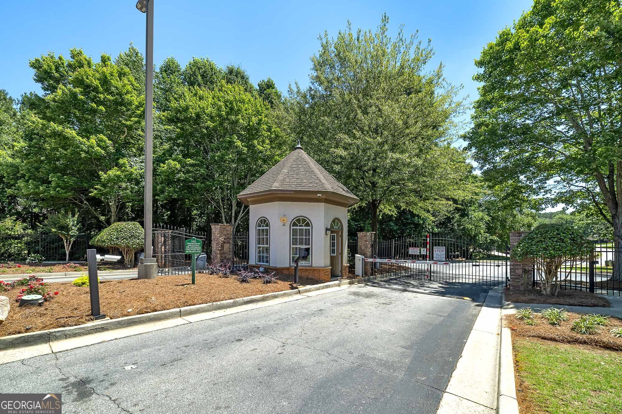 504 Bingham Drive Property Photo 13