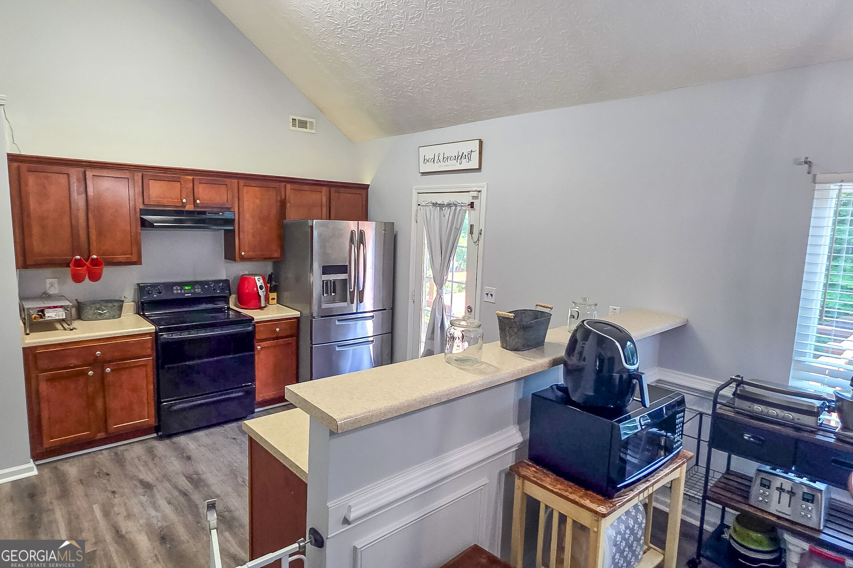 1016 Hamilton Drive Property Photo 11