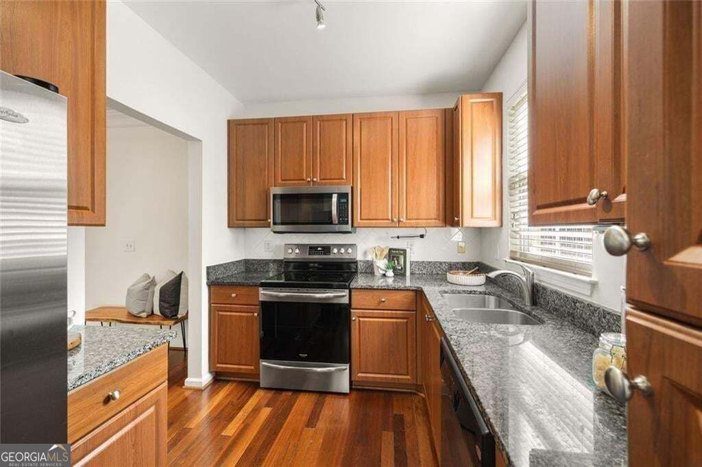 10 Perimeter Summit Boulevard Ne # 3203 Property Photo 14