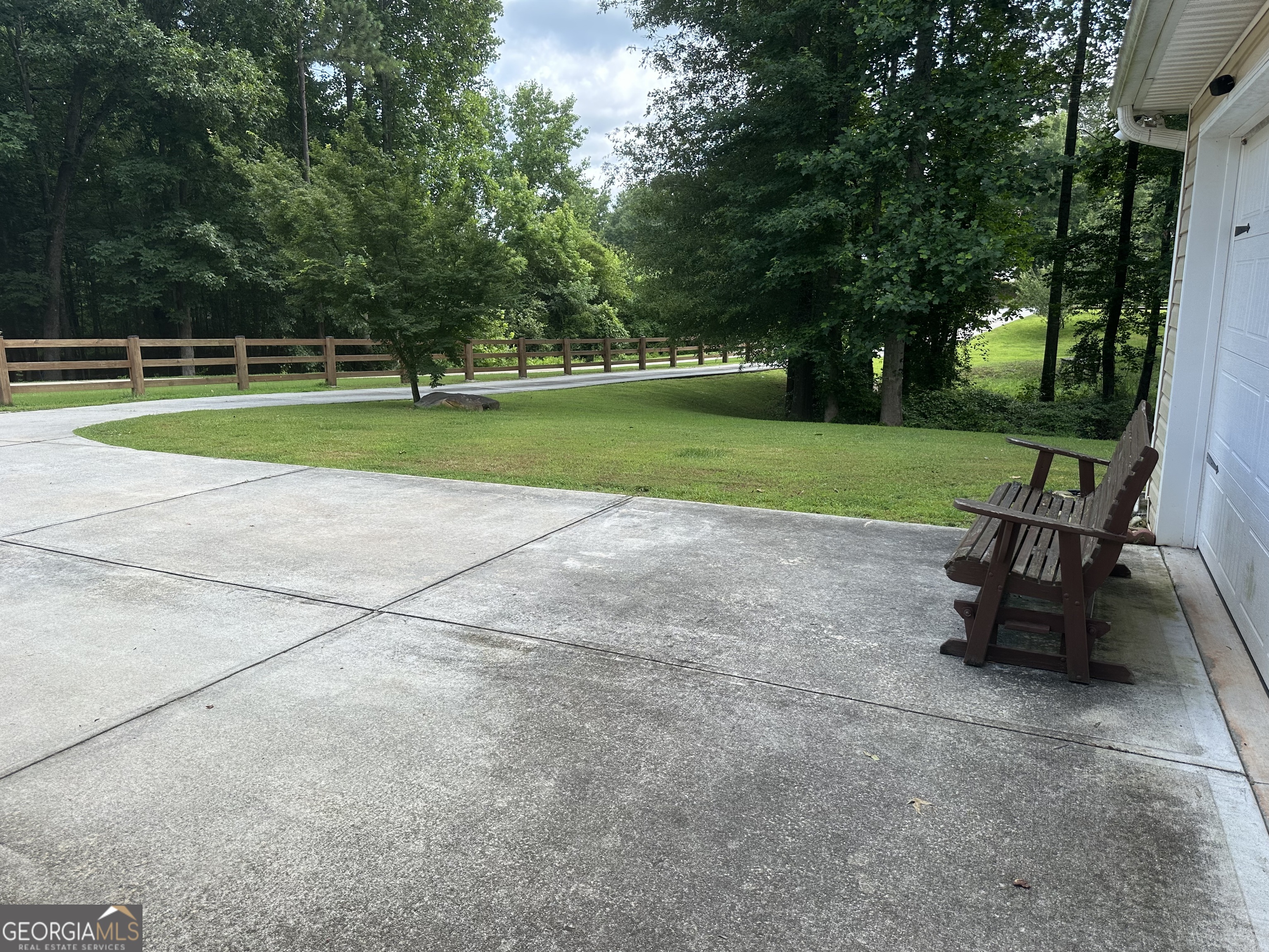 257 Clearwater Drive Property Photo 8