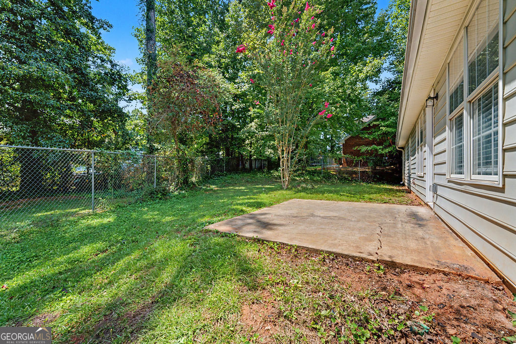 5747 Mccurdy Court Property Photo 16