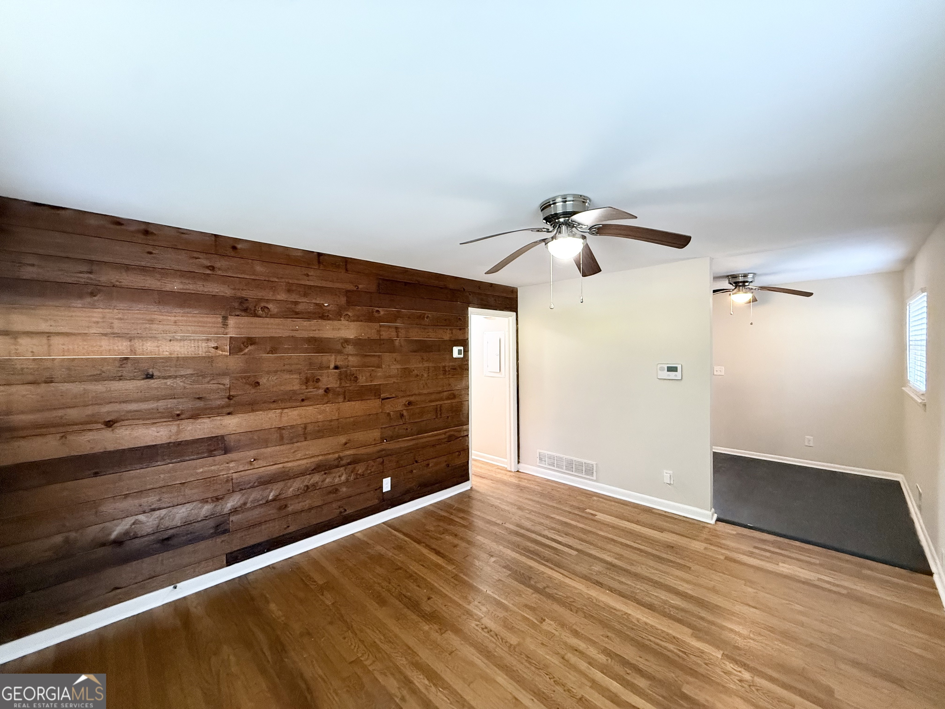 2604 Bryant Drive Property Photo 3