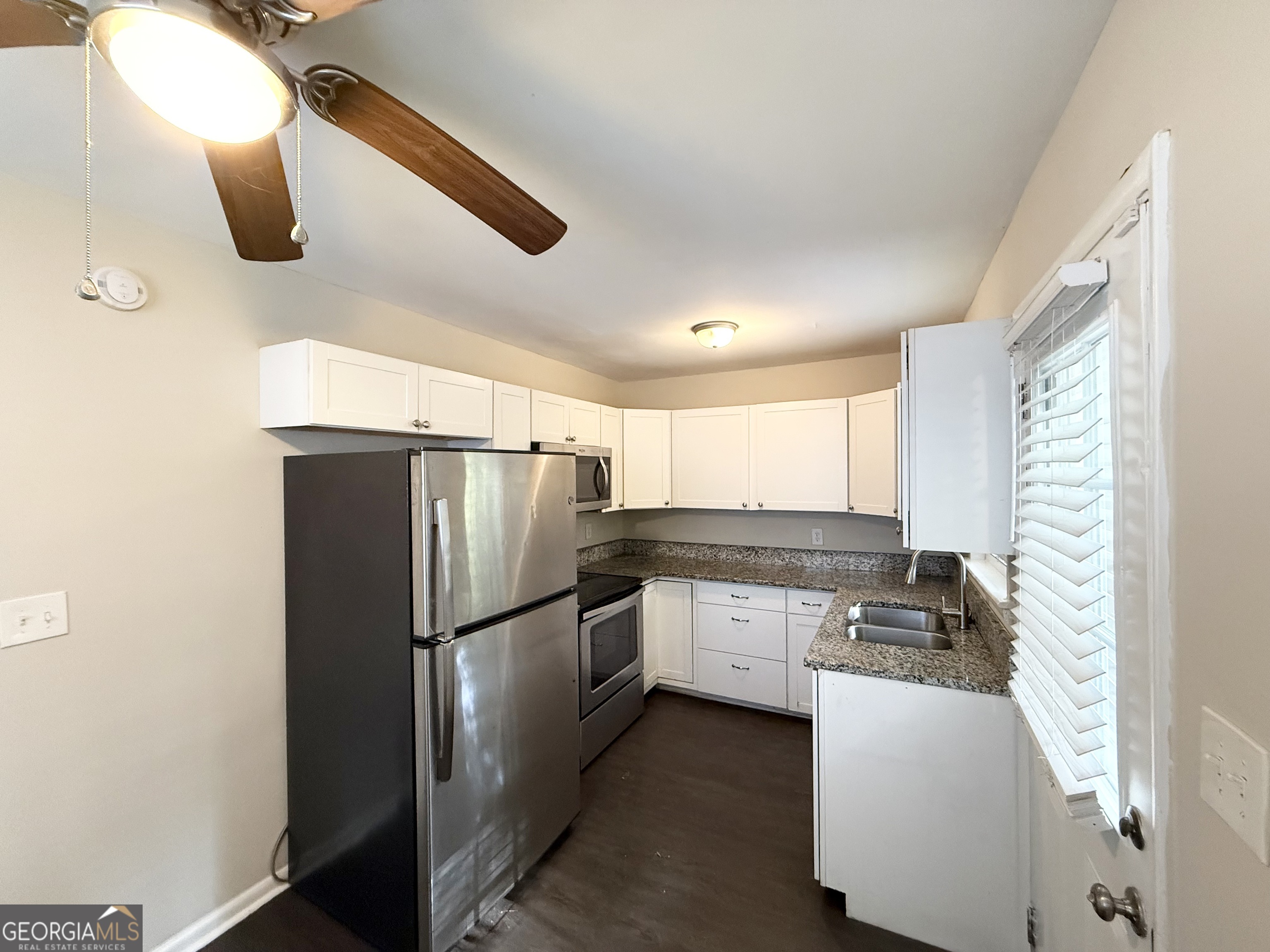 2604 Bryant Drive Property Photo 5