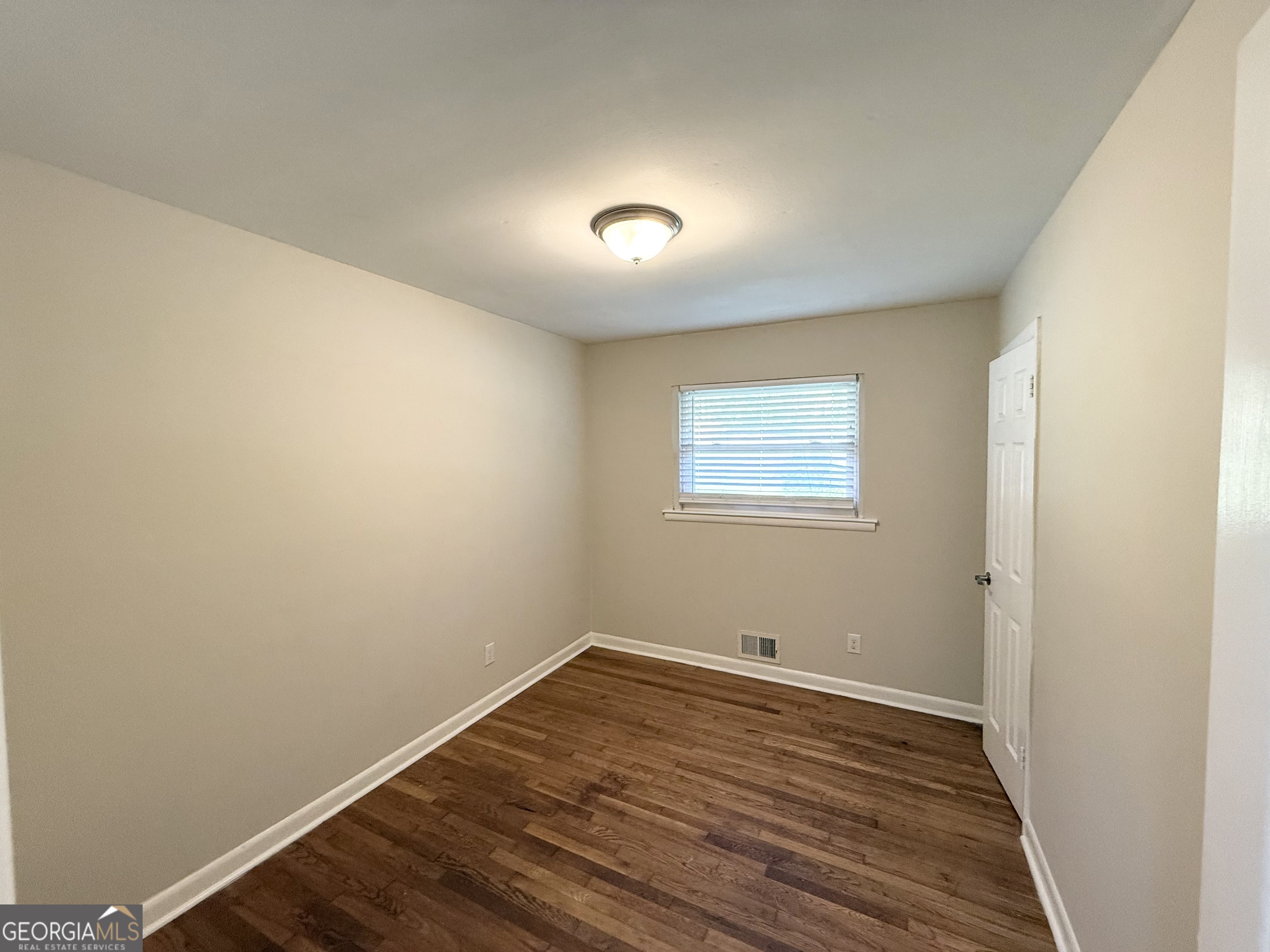 2604 Bryant Drive Property Photo 8