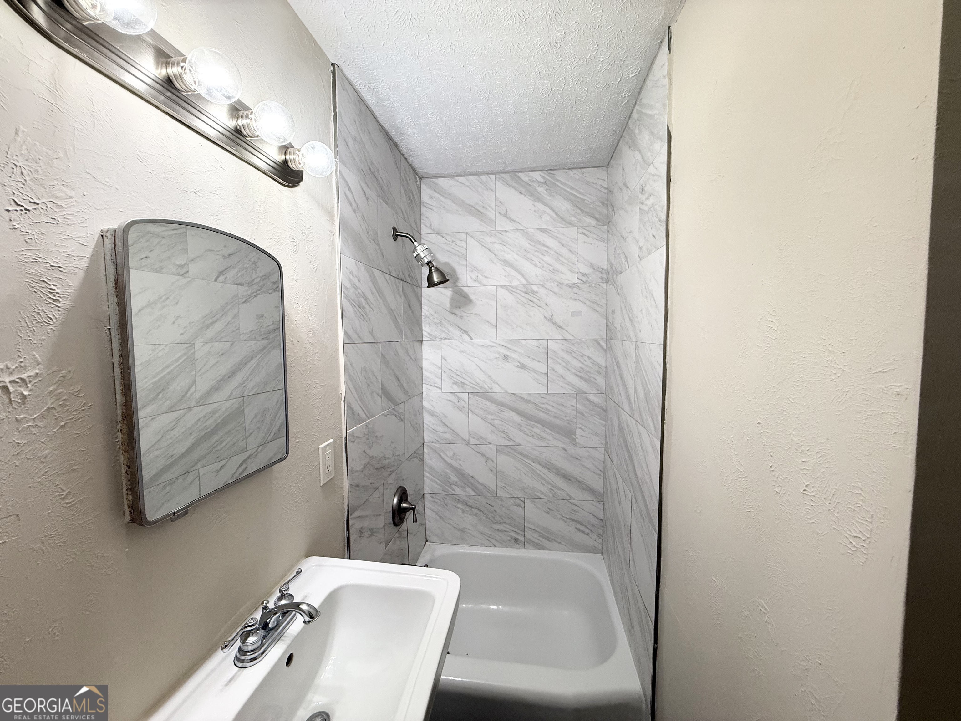 2604 Bryant Drive Property Photo 10