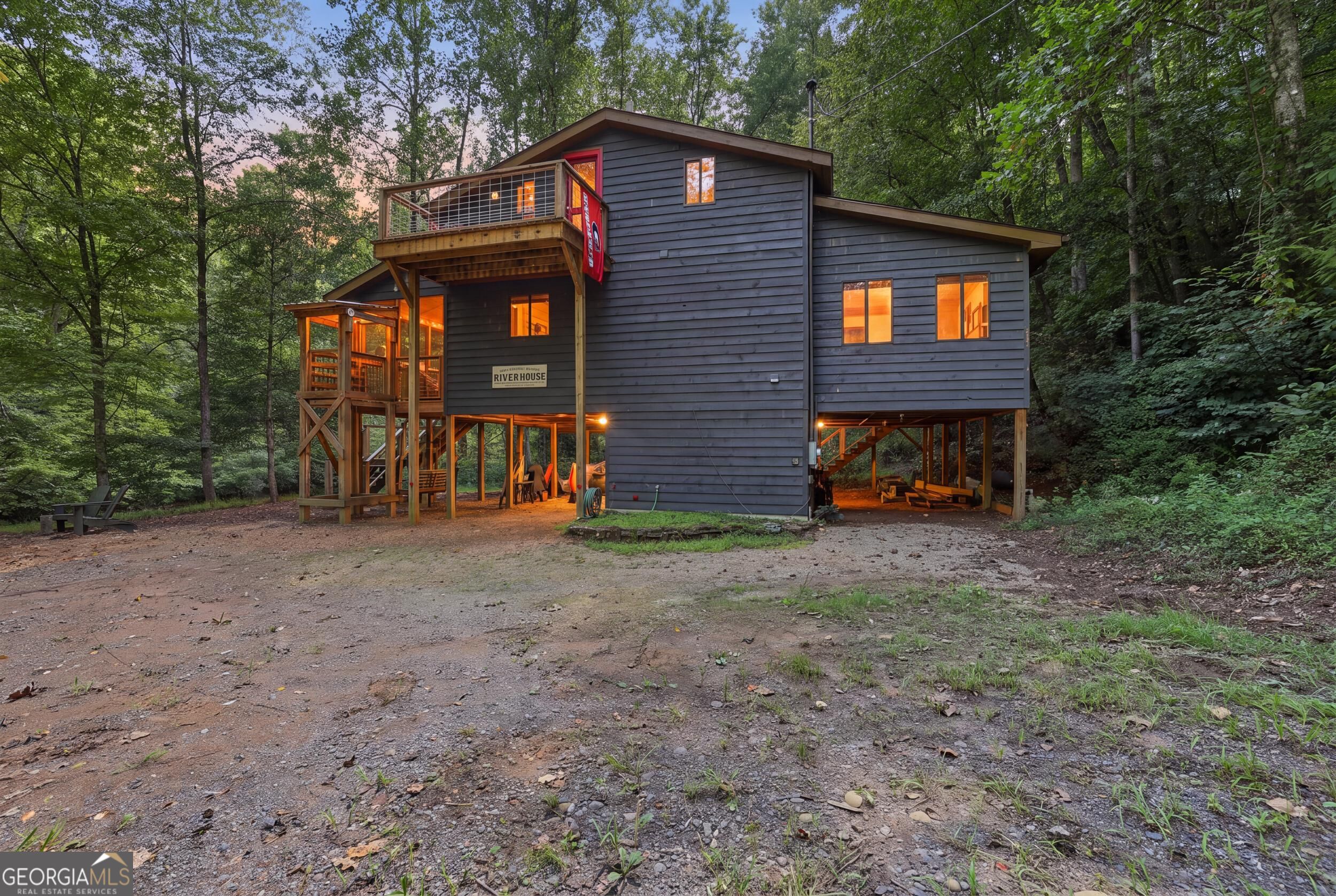54 Dixon Lane Property Photo 4
