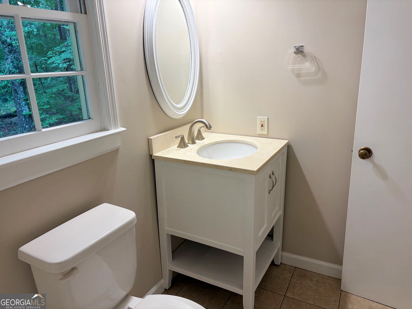 148 Greenbriar Drive Property Photo 33