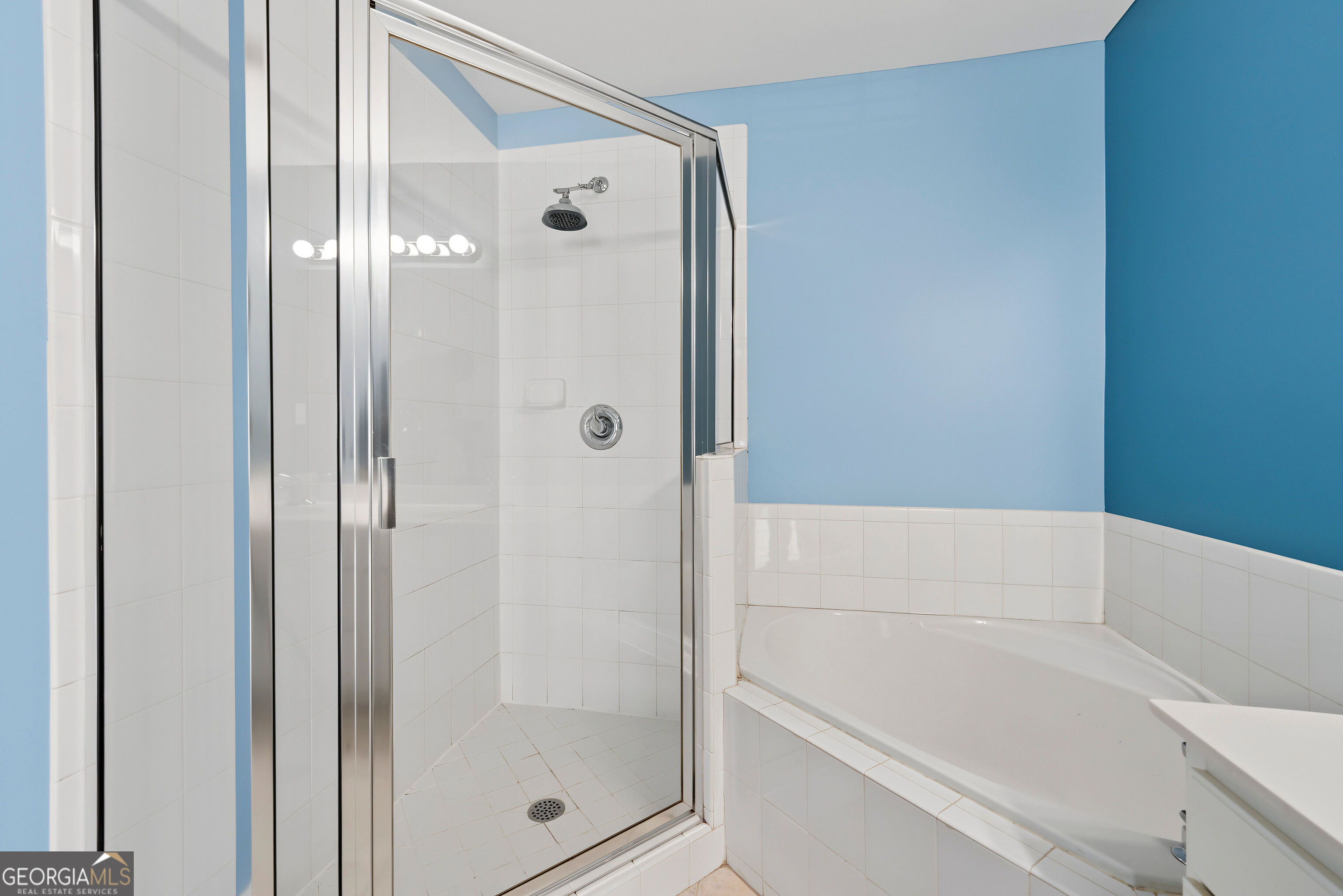 5323 Sherwin Drive Property Photo 18
