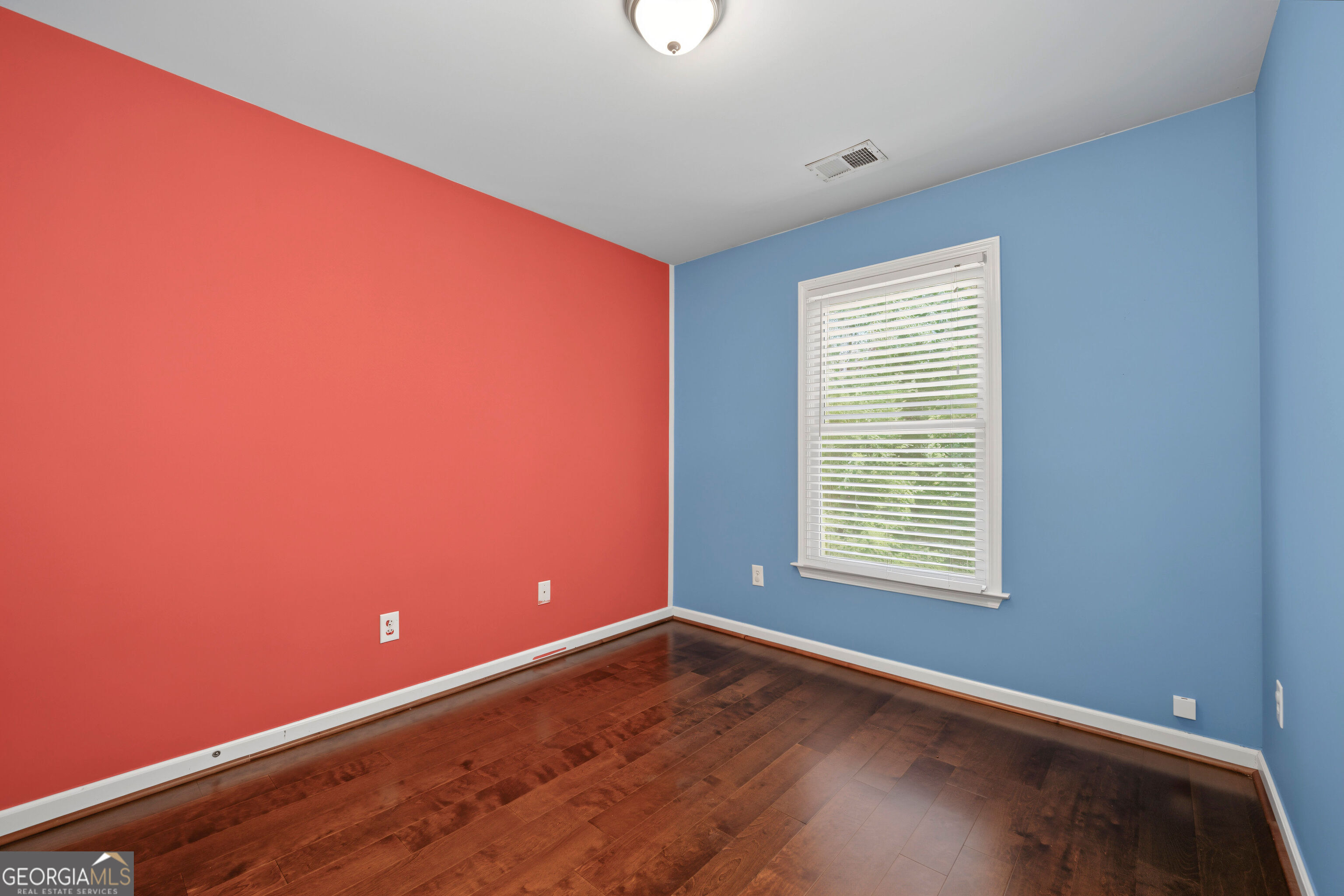 5323 Sherwin Drive Property Photo 24