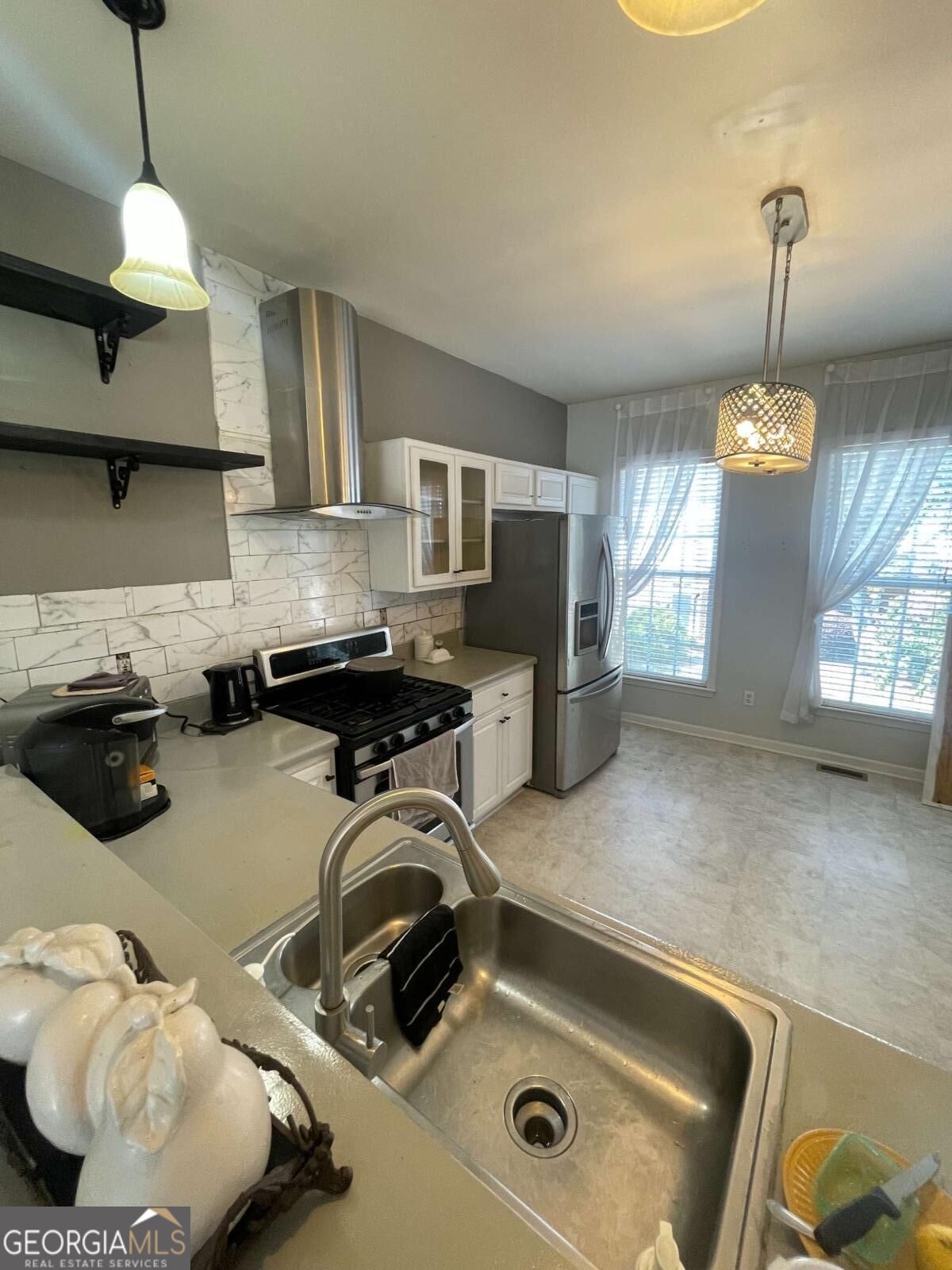 3914 Howell Park Road Property Photo 13