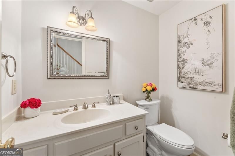 2369 North Forest Drive Property Photo 16