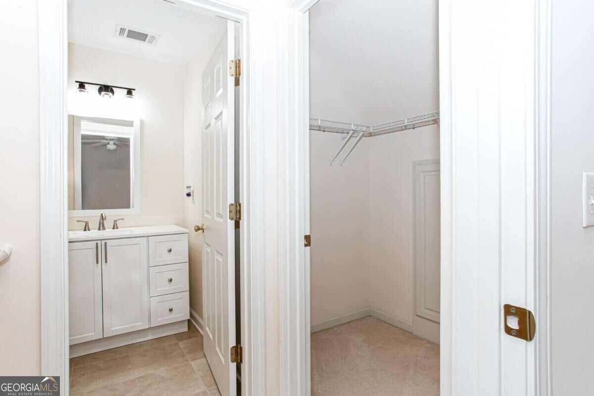 885 Rose Brook Drive Property Photo 44