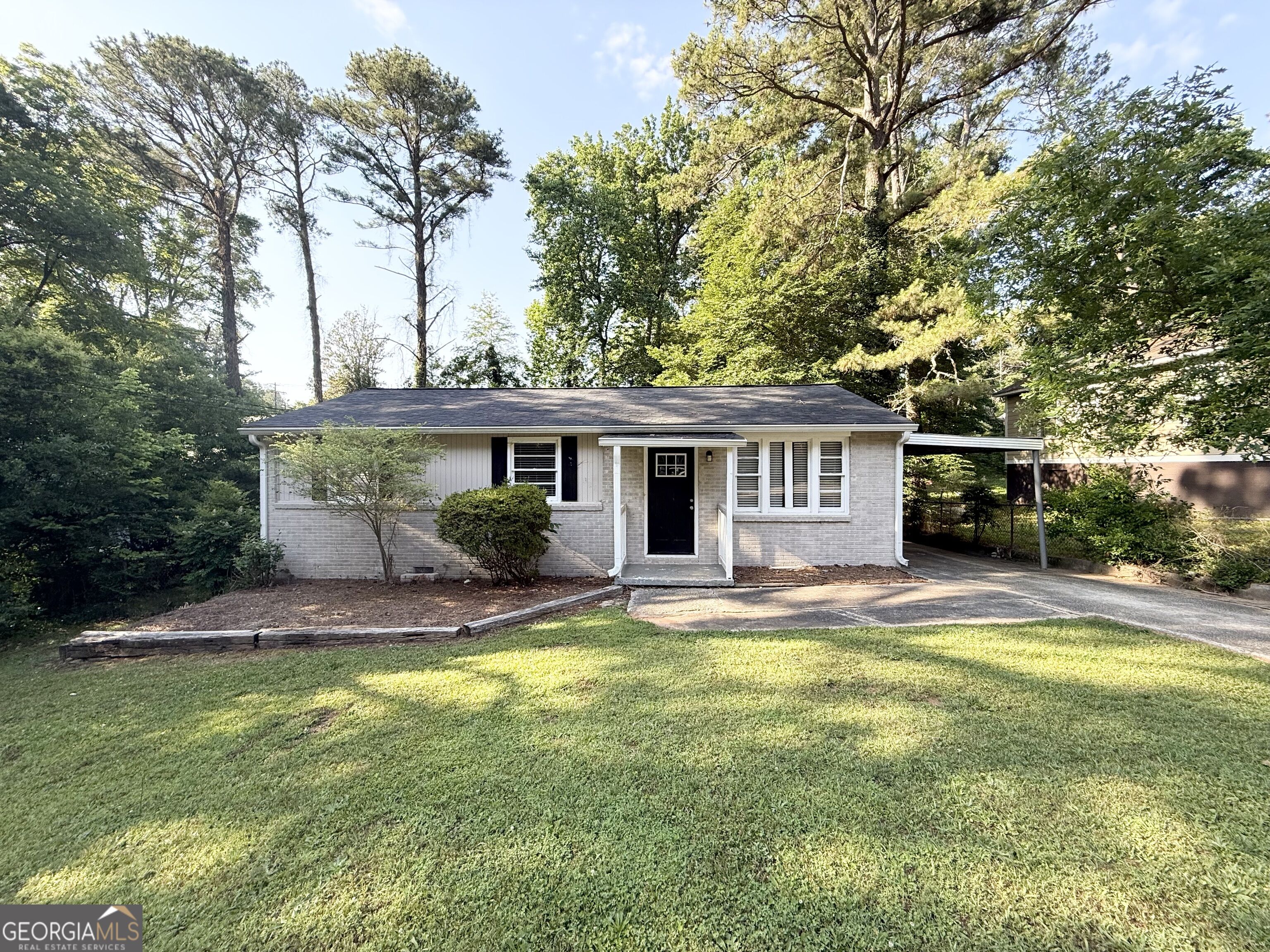 423 Belgarde Place Se Property Photo 2