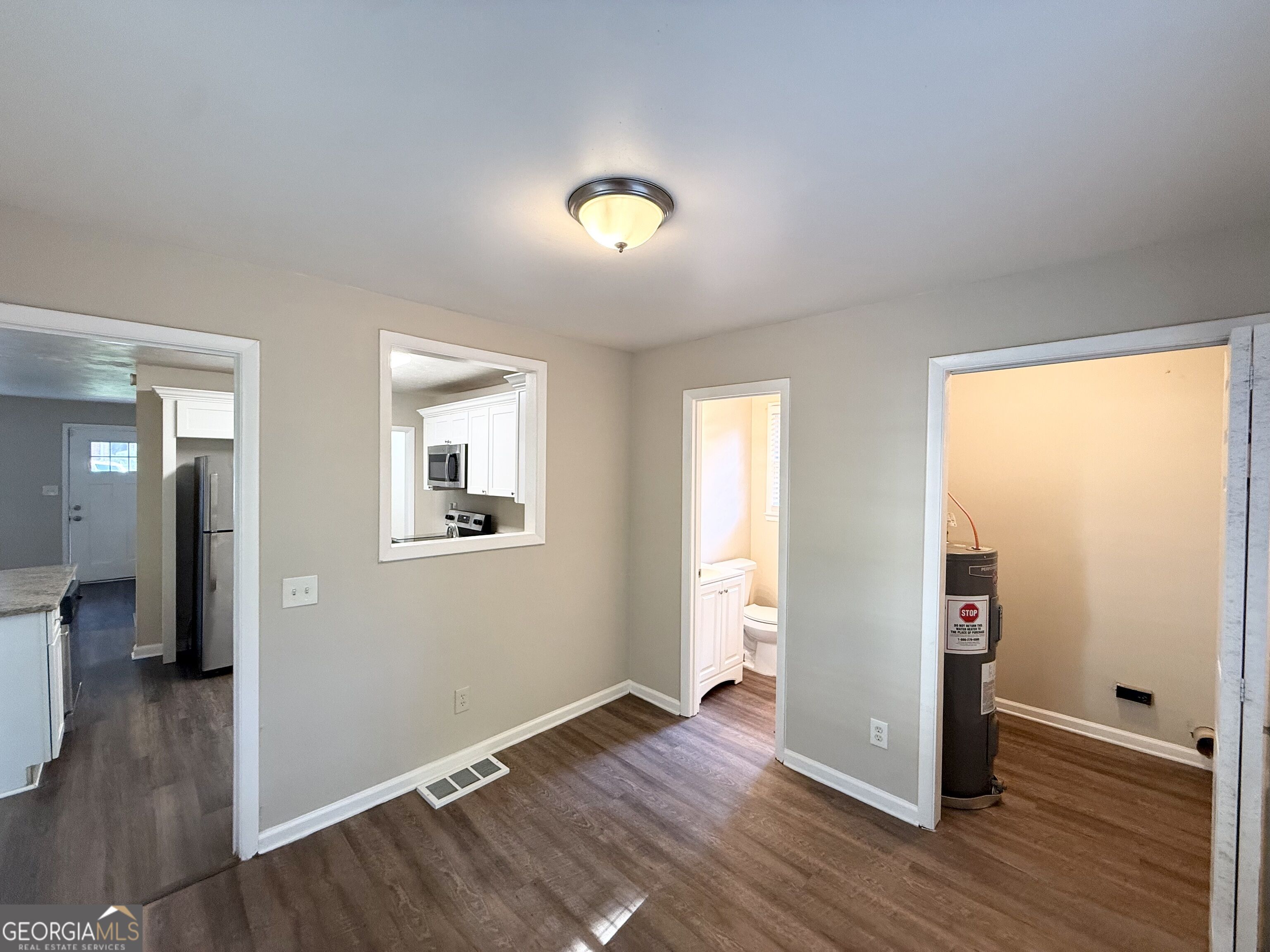 423 Belgarde Place Se Property Photo 10