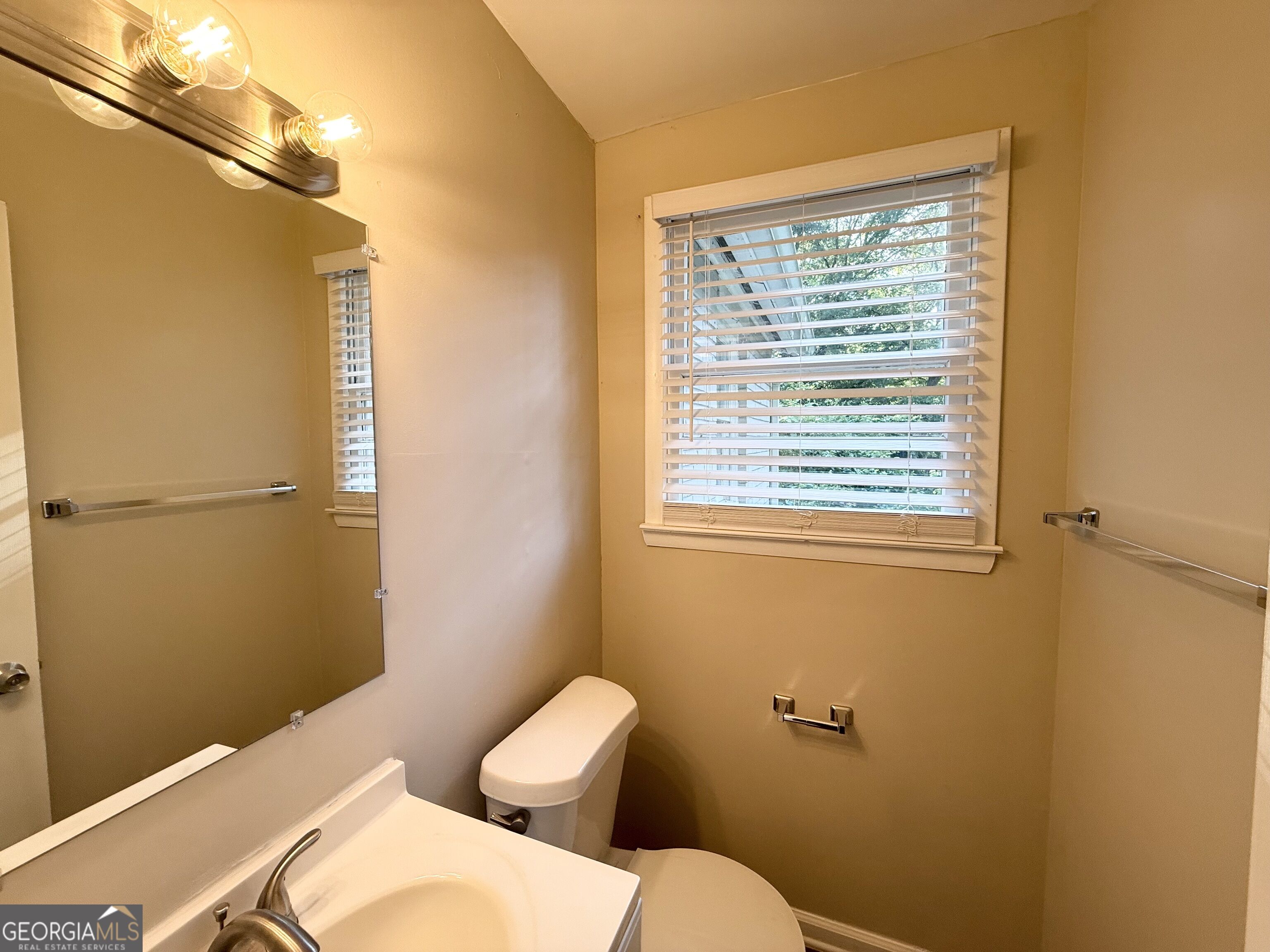 423 Belgarde Place Se Property Photo 11