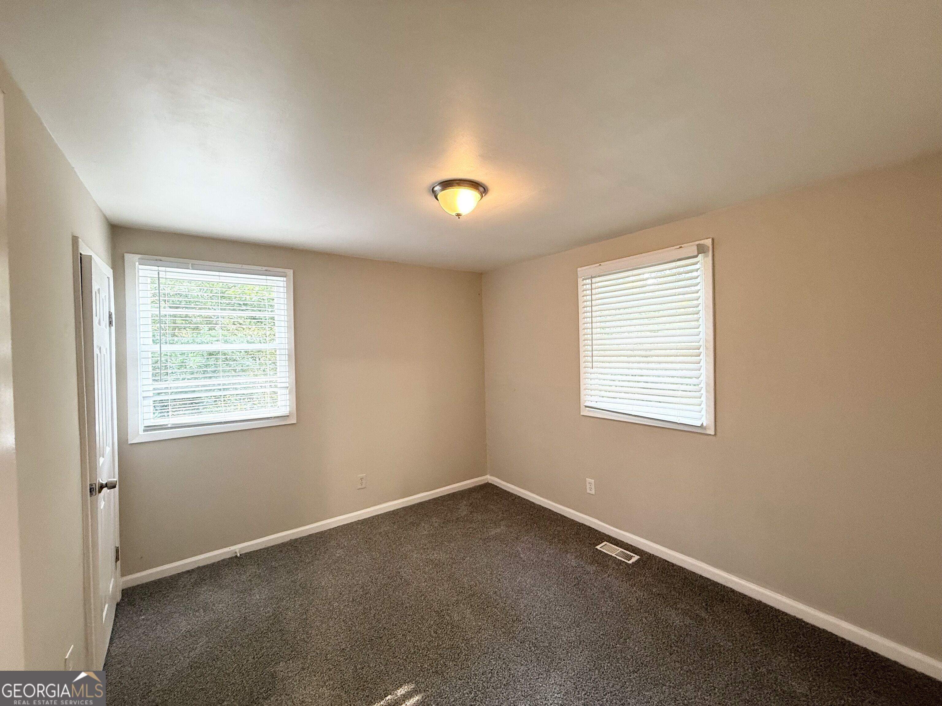 423 Belgarde Place Se Property Photo 19