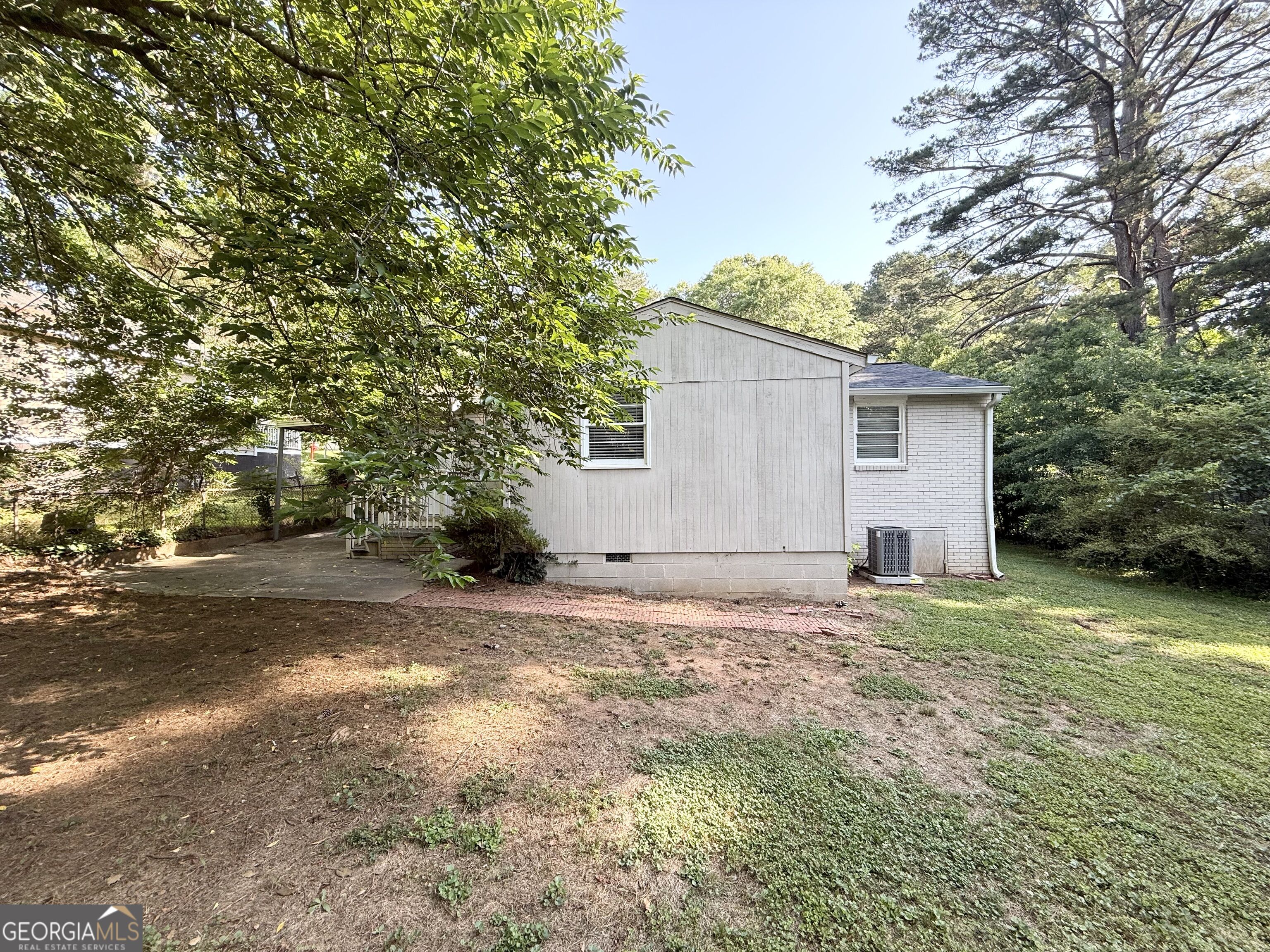 423 Belgarde Place Se Property Photo 23