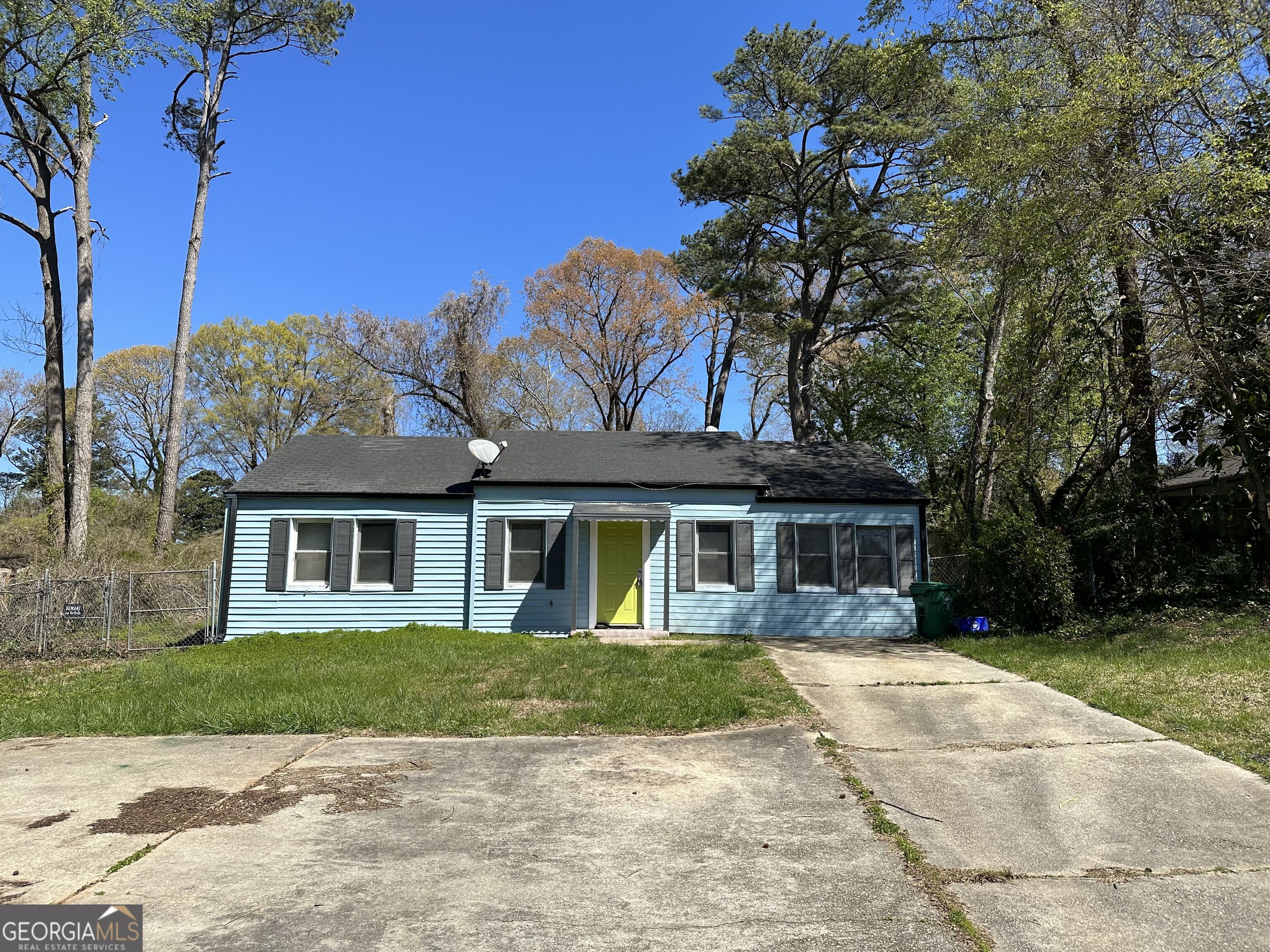 1858 Brannen Road Se Property Photo 1