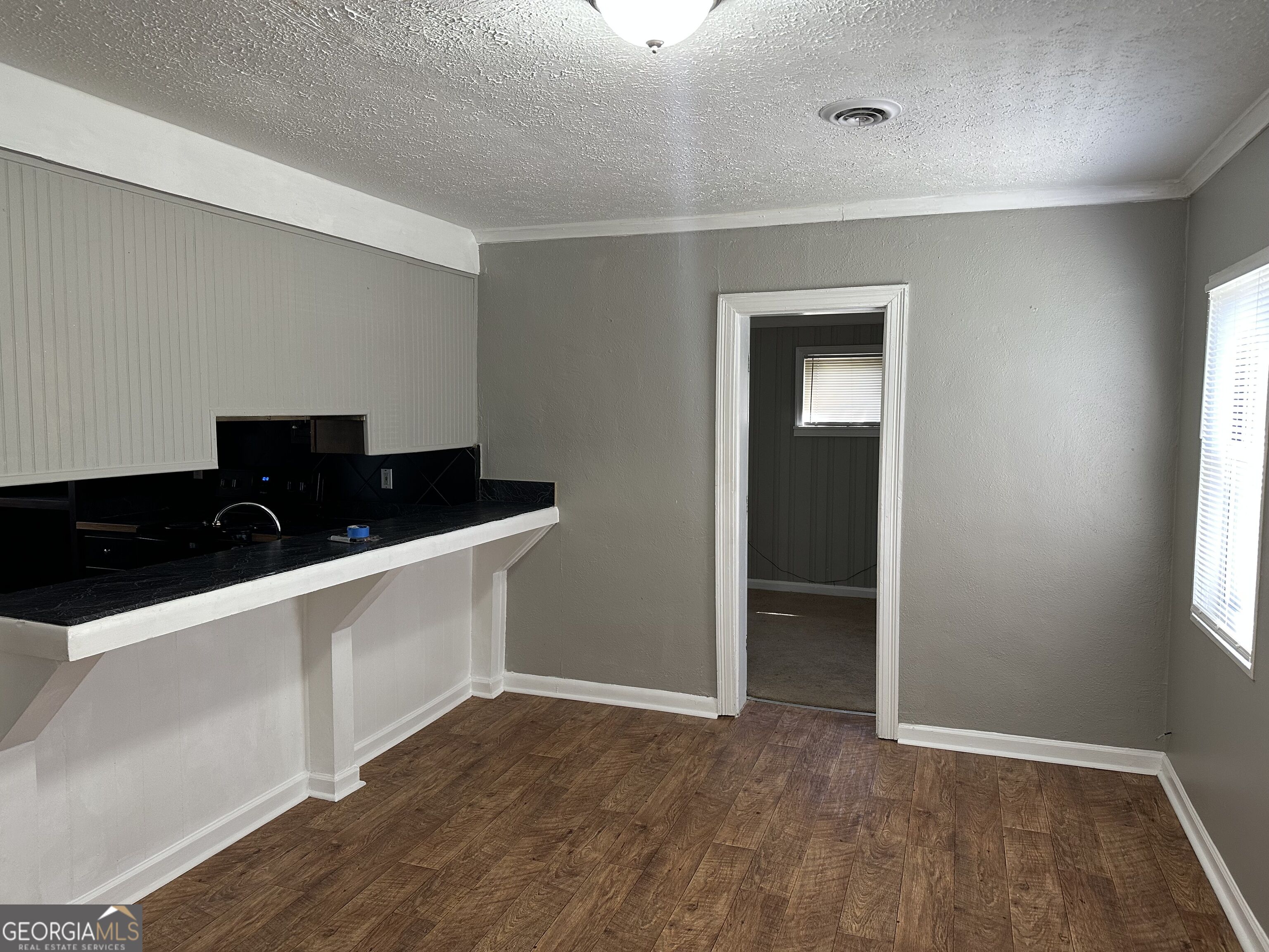 1858 Brannen Road Se Property Photo 6