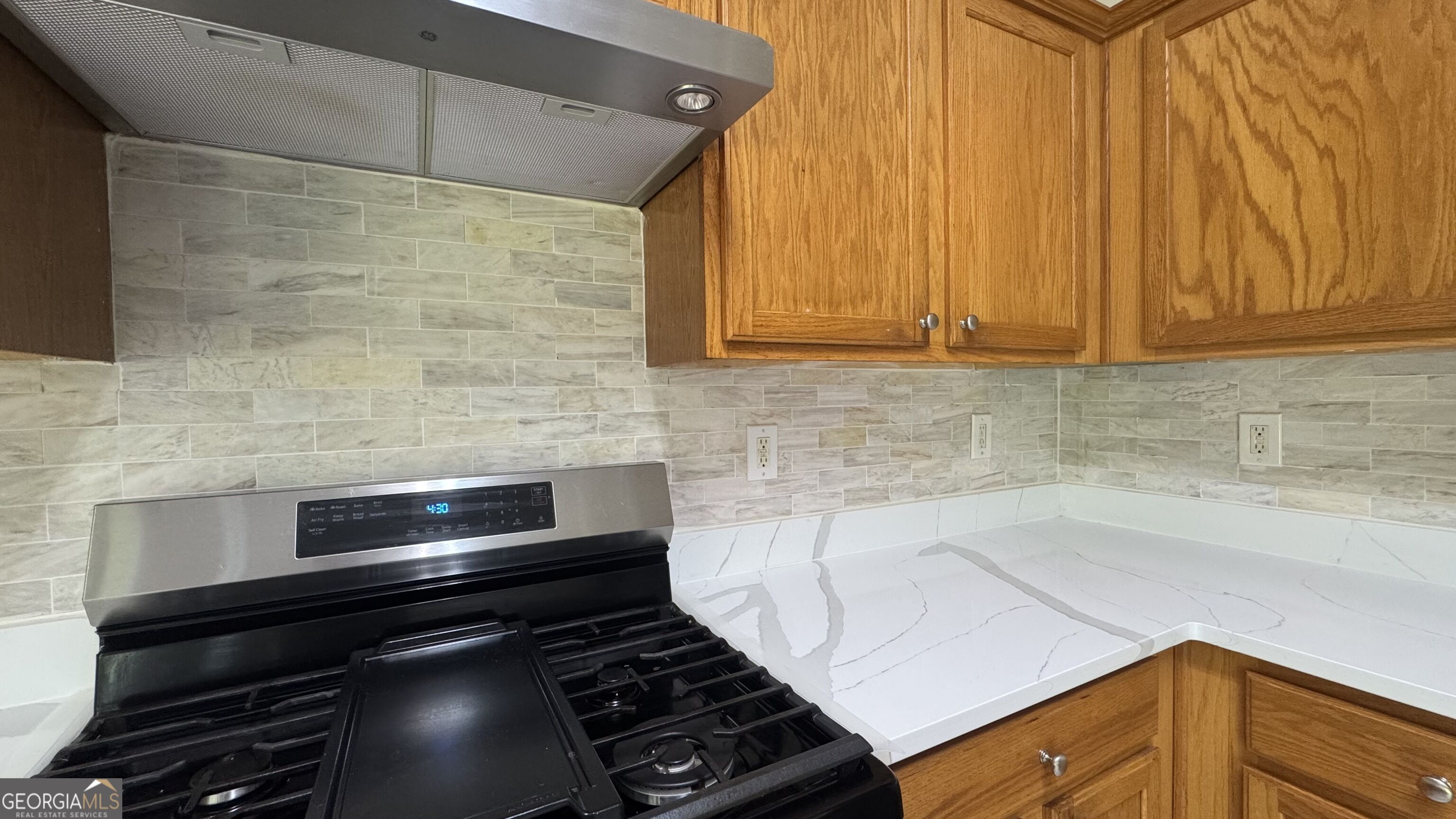 125 Friars Head Drive Property Photo 10
