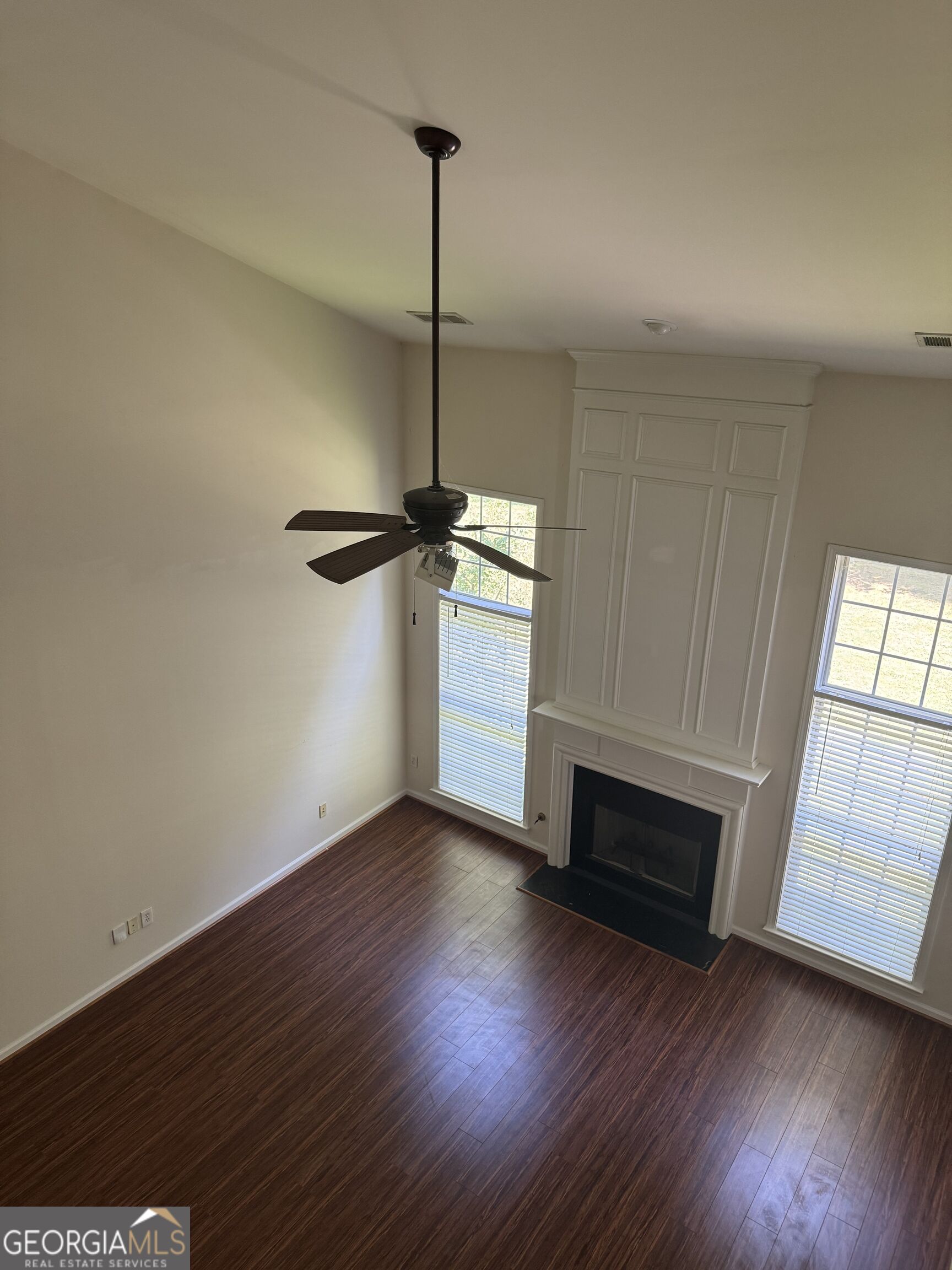 125 Friars Head Drive Property Photo 14