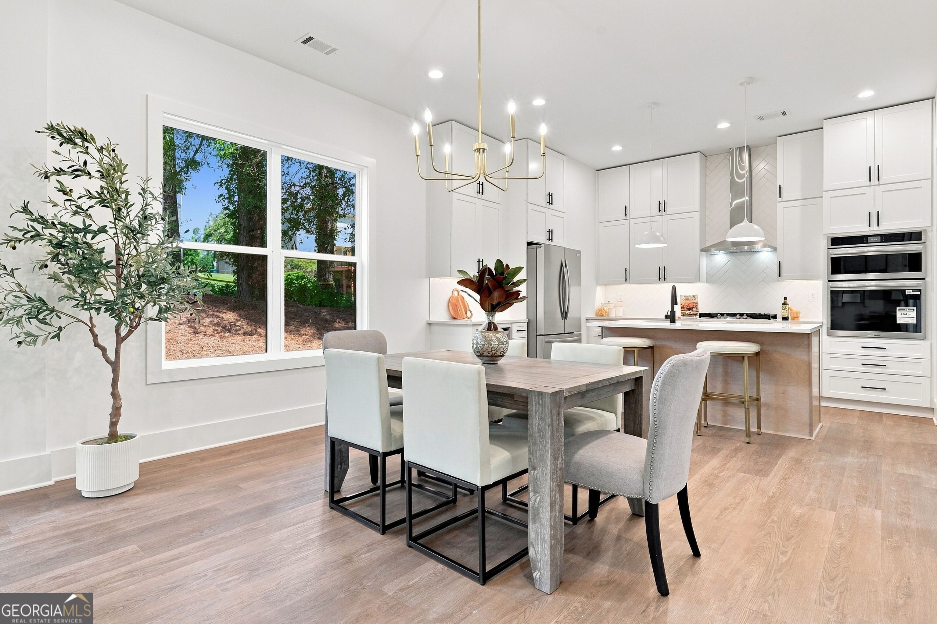 922 Artistry Way Property Photo 18