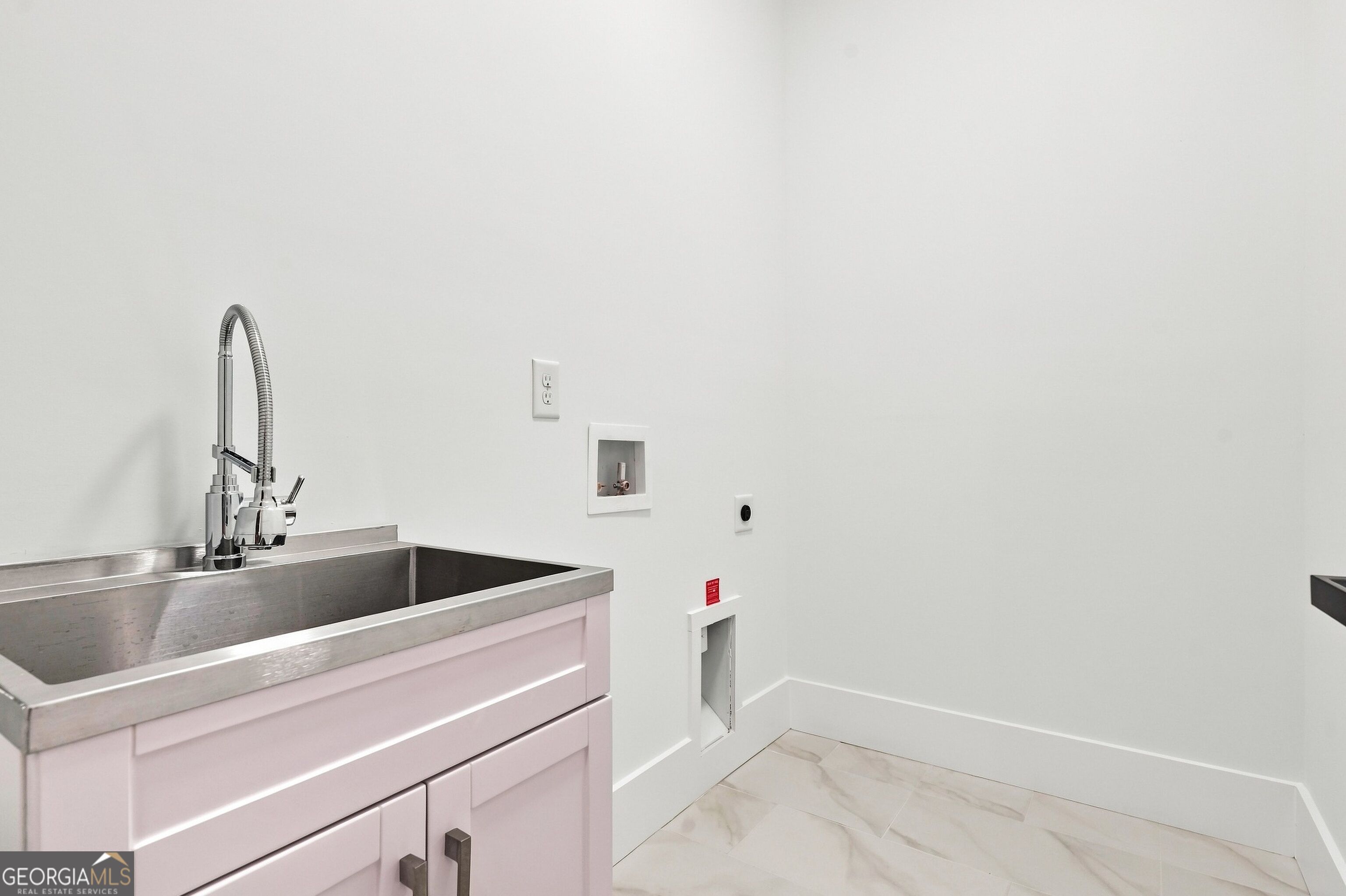922 Artistry Way Property Photo 25