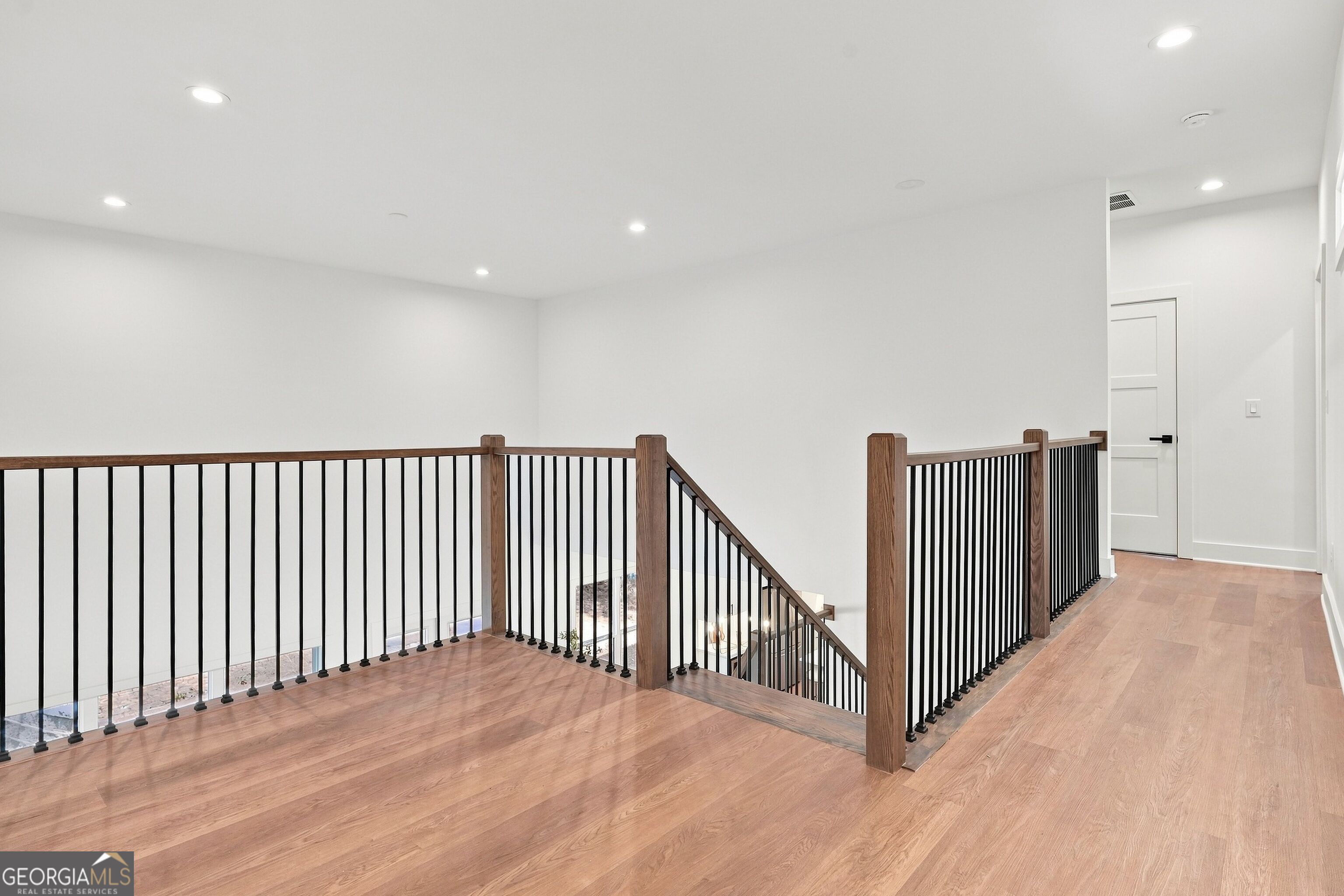 922 Artistry Way Property Photo 36