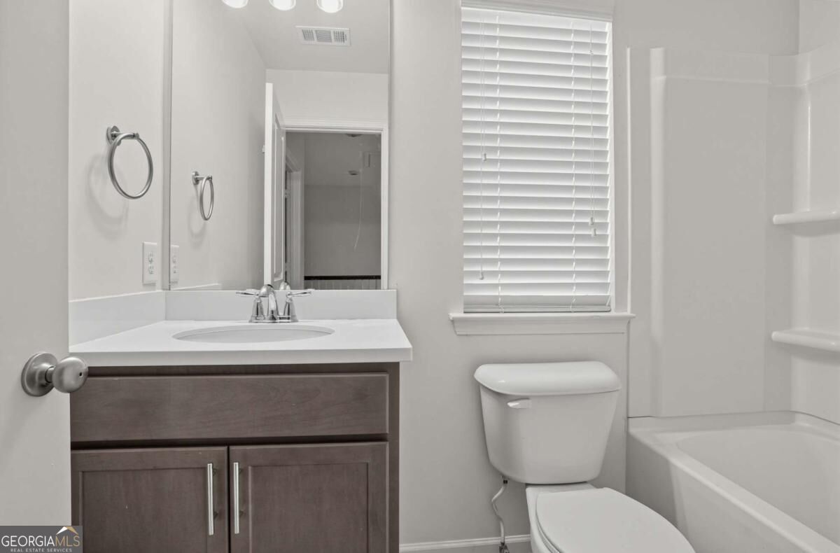 4933 Longview Walk Property Photo 15