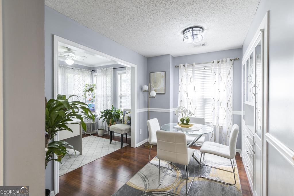 123 Galaxy Avenue Property Photo 15