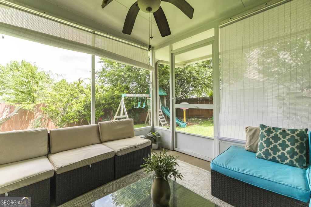 123 Galaxy Avenue Property Photo 29