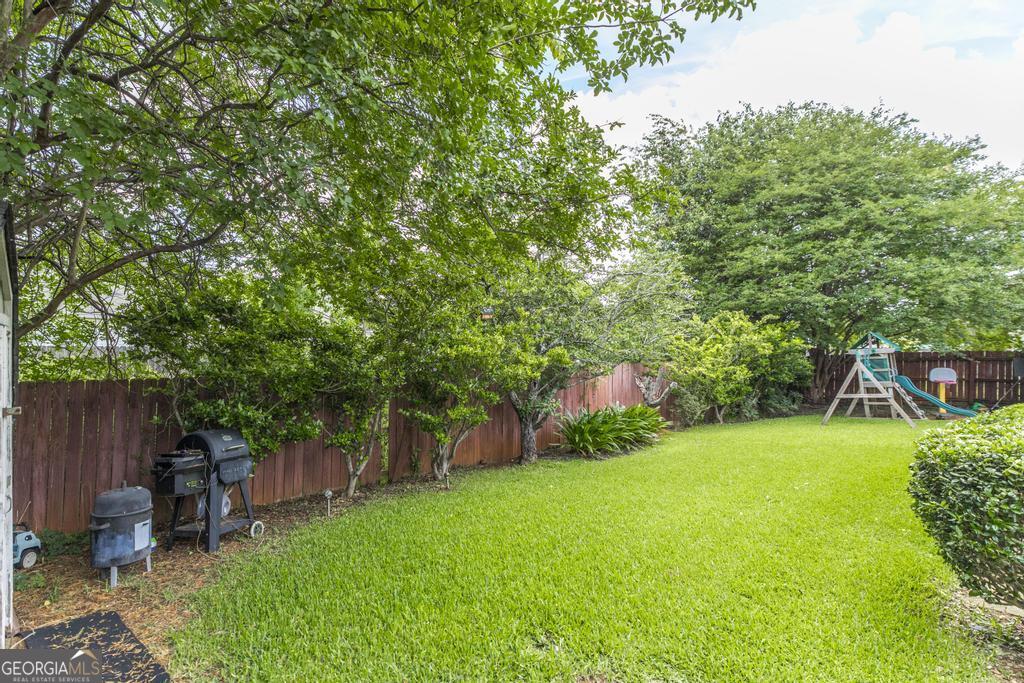 123 Galaxy Avenue Property Photo 31