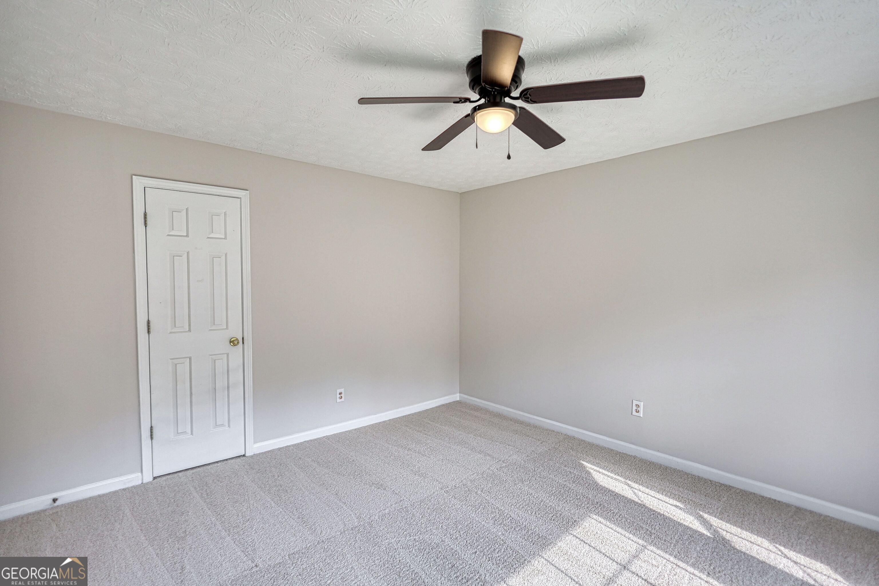 6215 Waterton Drive Property Photo 10