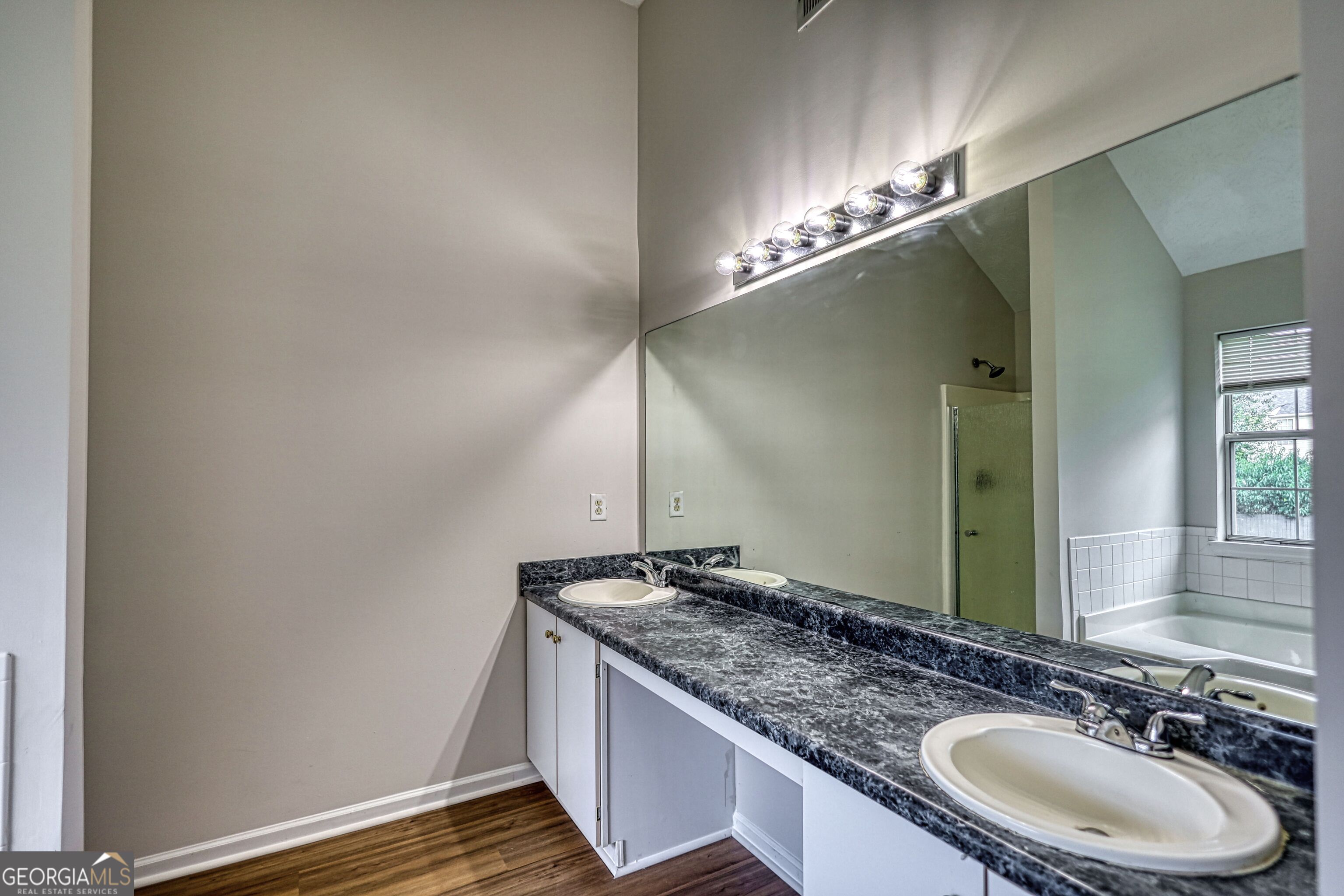 6215 Waterton Drive Property Photo 38