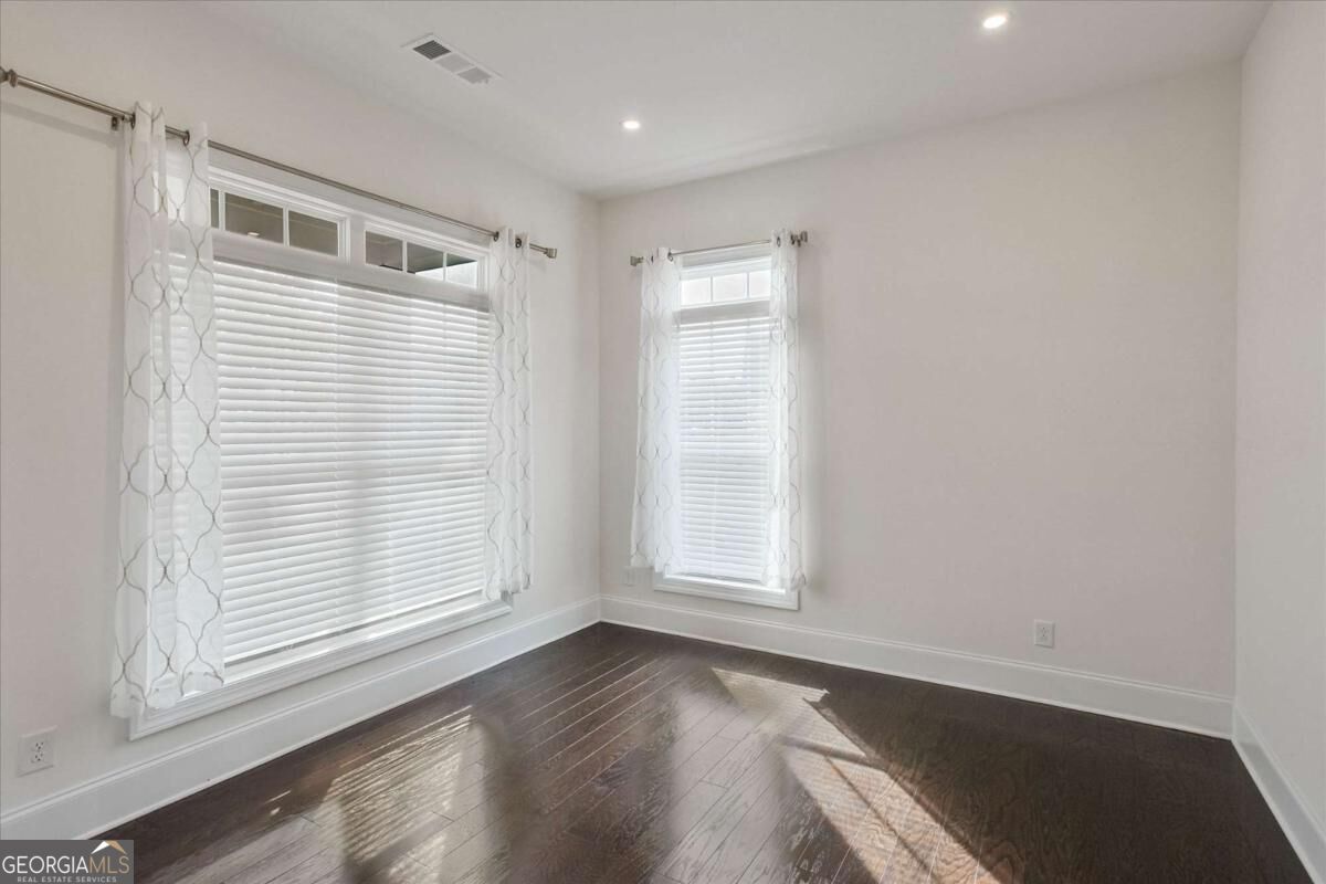 3330 Carswell Bend Property Photo 6
