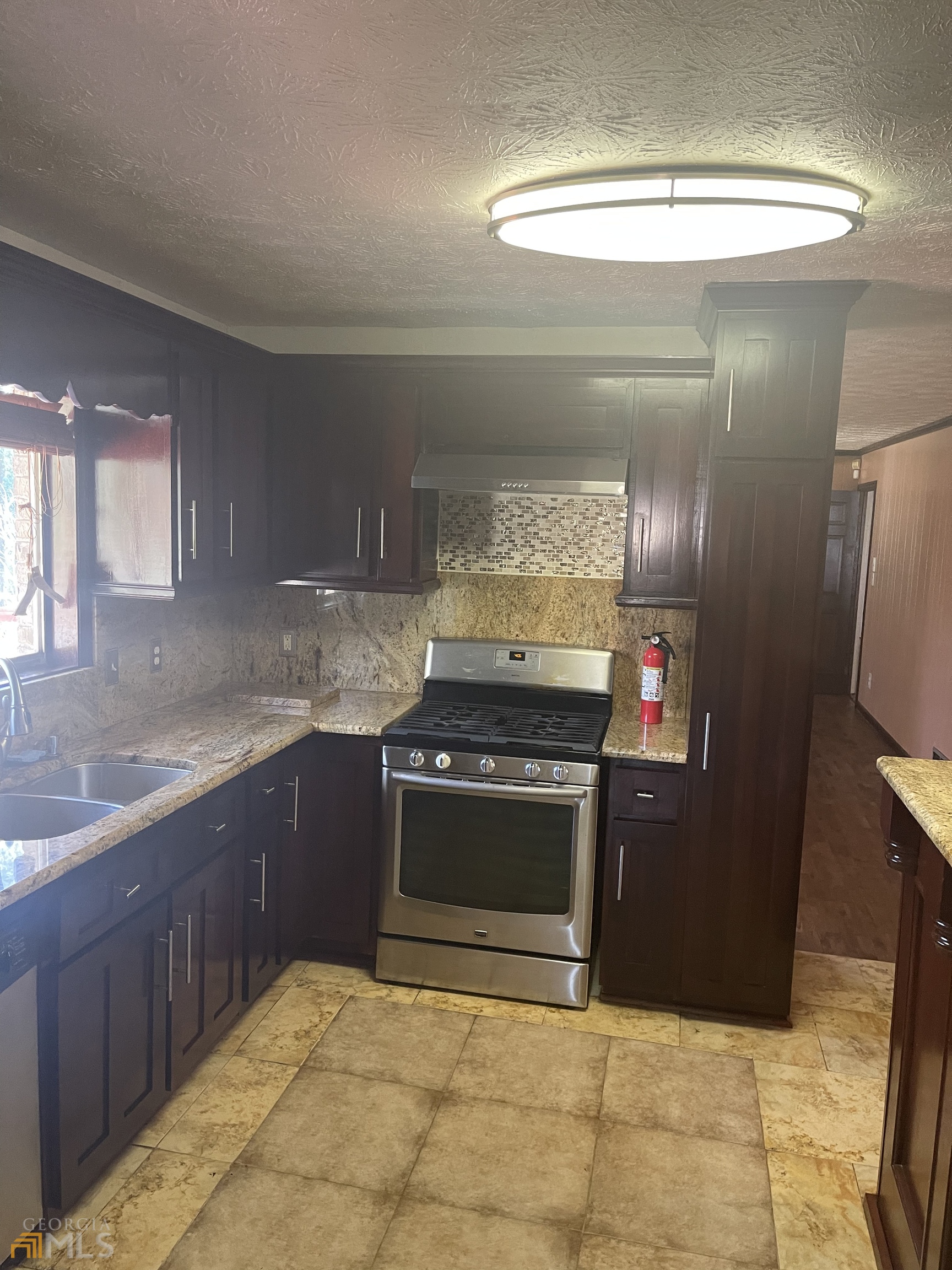 1088 Sherrington Drive Property Photo 9